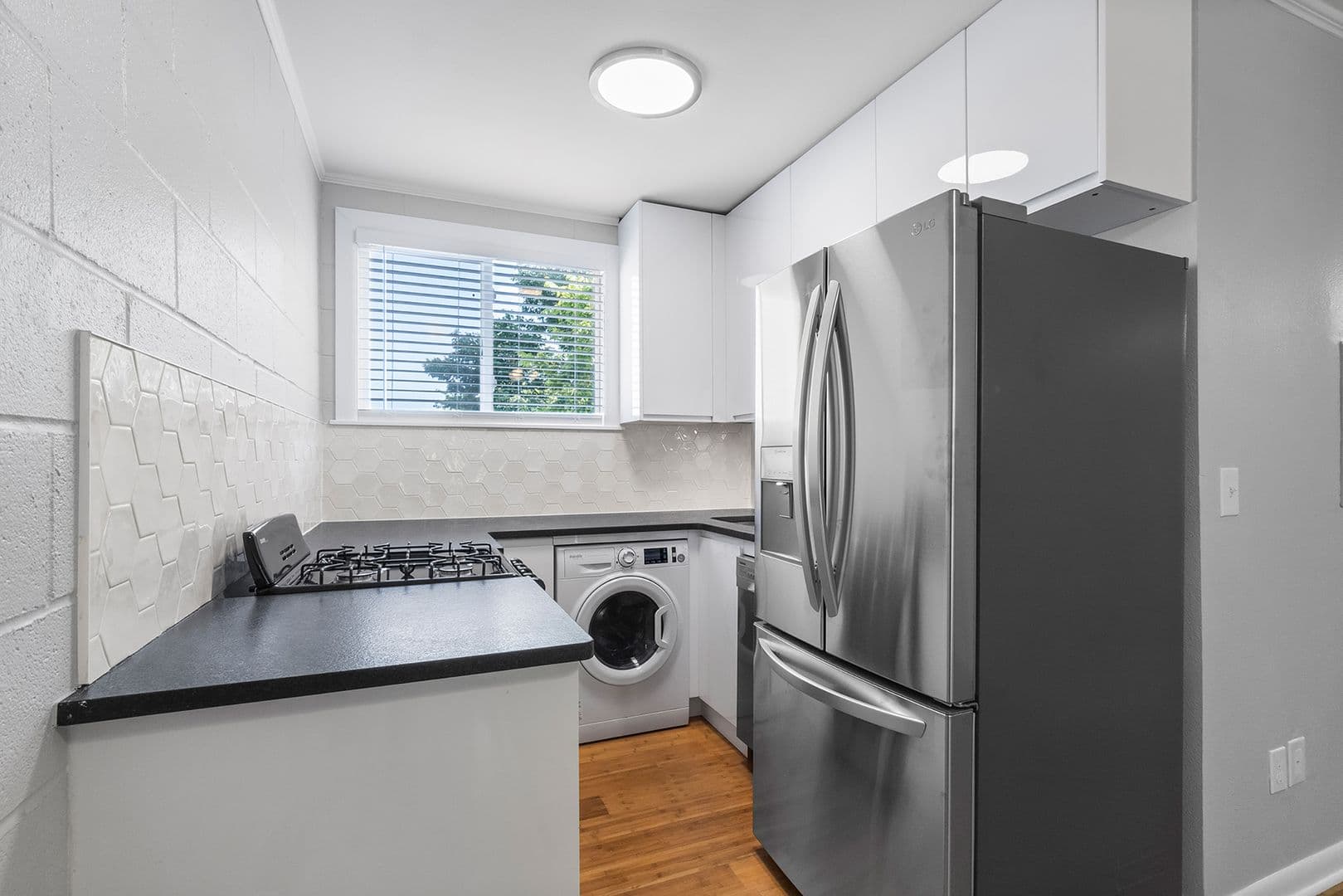 Fayetteville Apartment: 722-758 W Taylor St