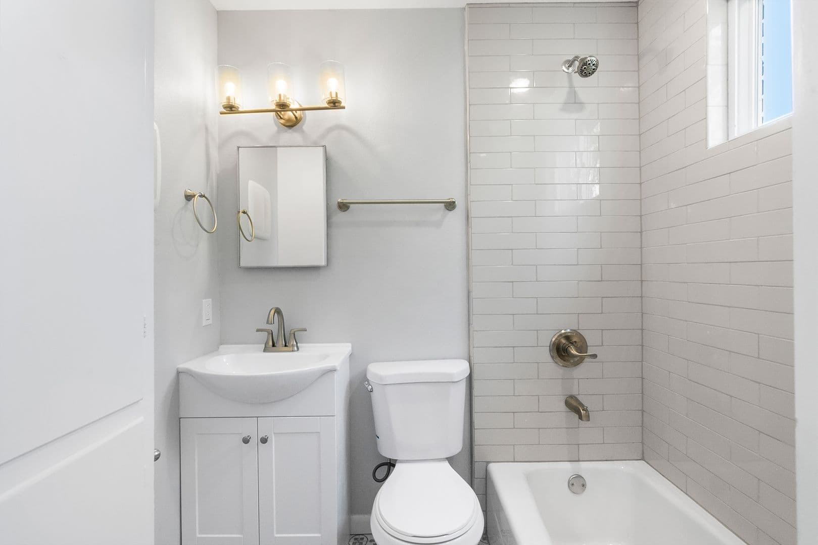 Fayetteville Apartment: 722-758 W Taylor St