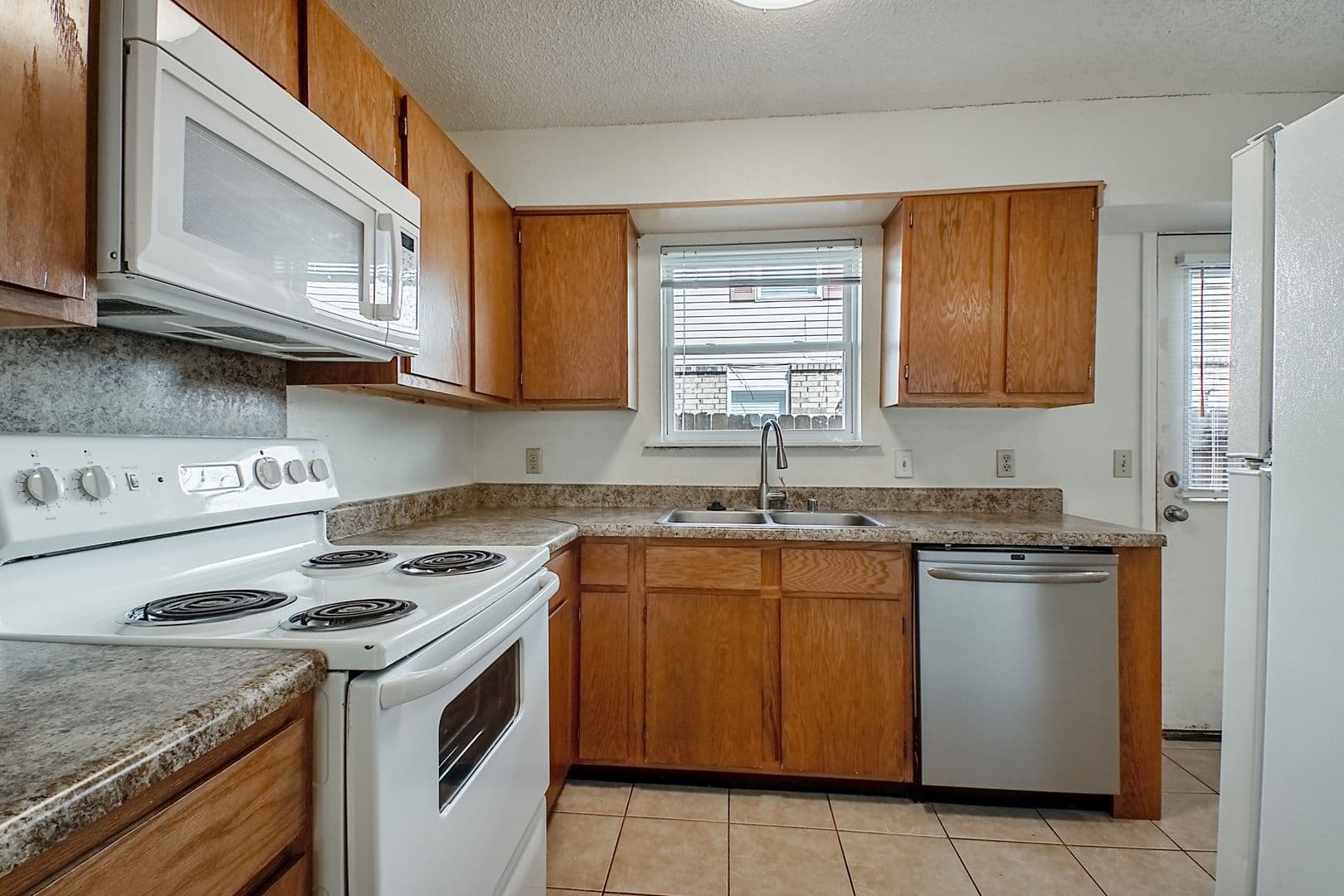 Fayetteville Apartment: 653-1035 N Betty Jo Dr