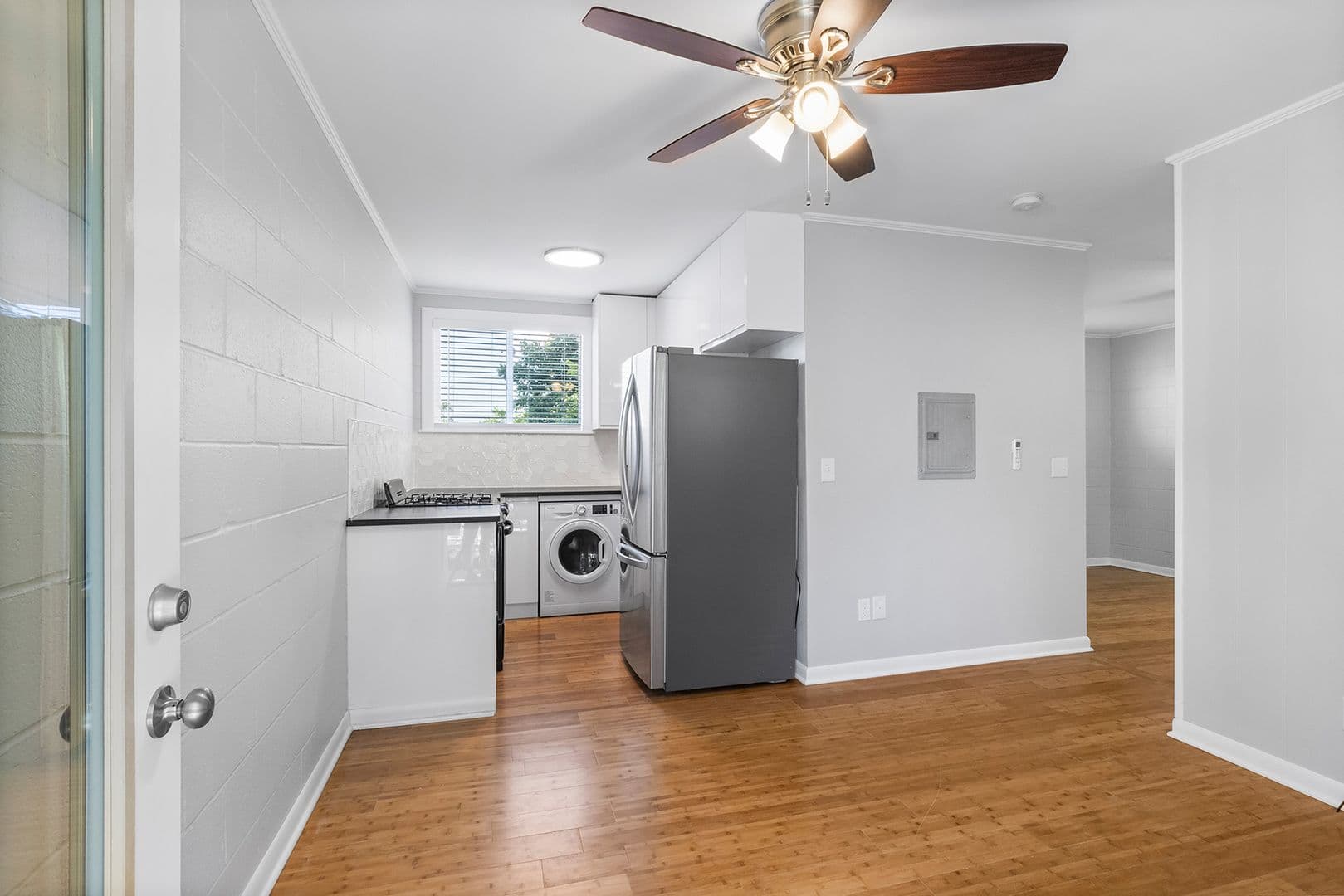 Fayetteville Apartment: 722-758 W Taylor St