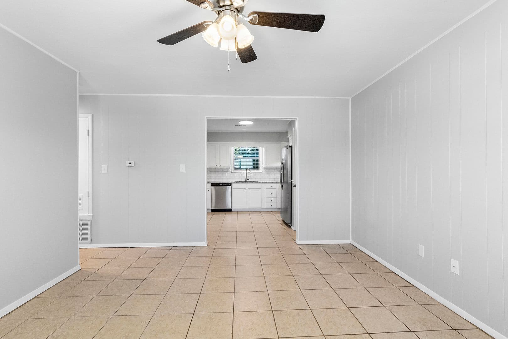 Fayetteville Apartment: 2331 W Deane Street