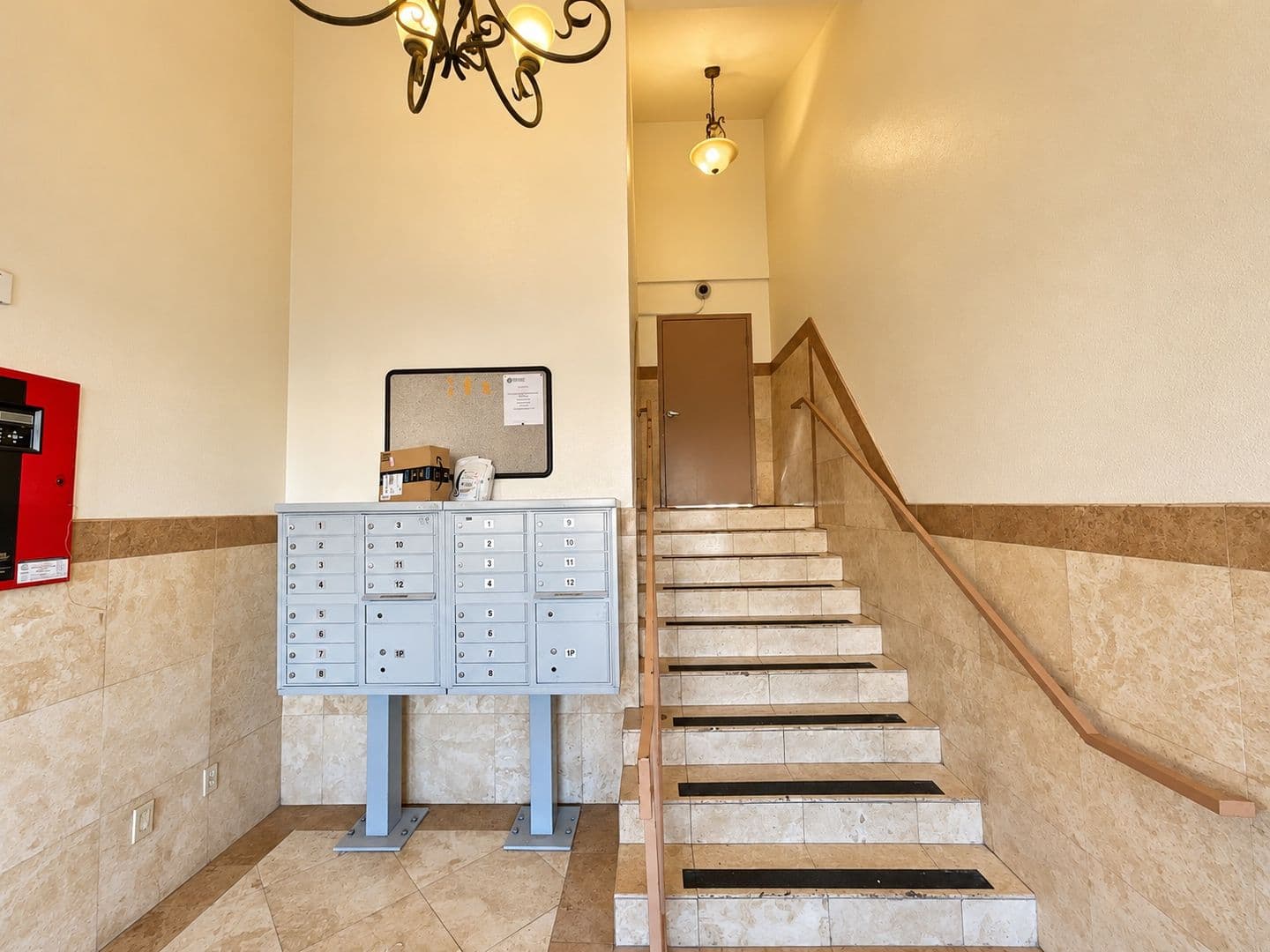 Long Beach Condo: 1509 Stanley Ave