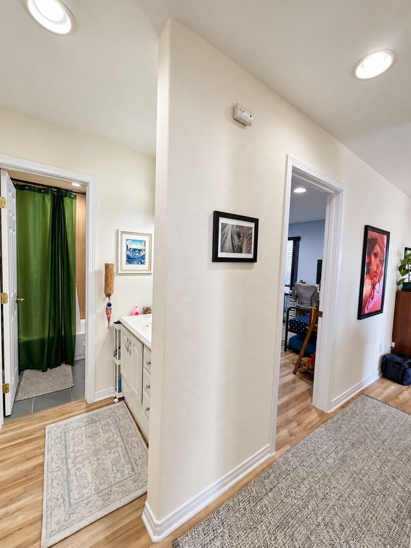 Long Beach Condo: 1509 Stanley Ave