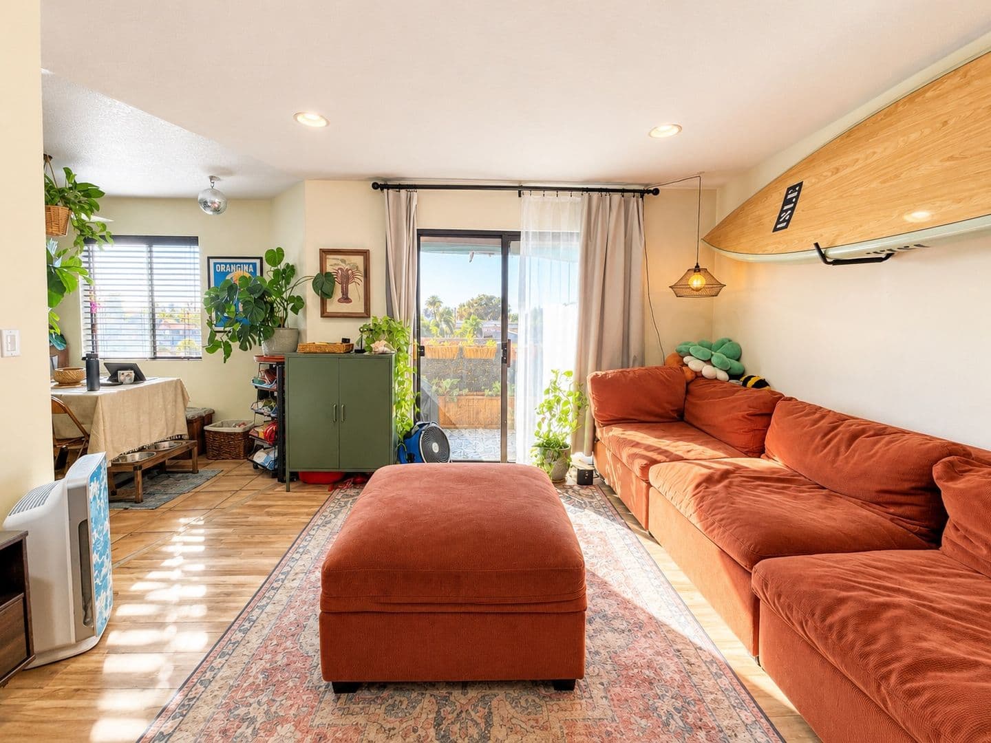 Long Beach Condo: 1509 Stanley Ave