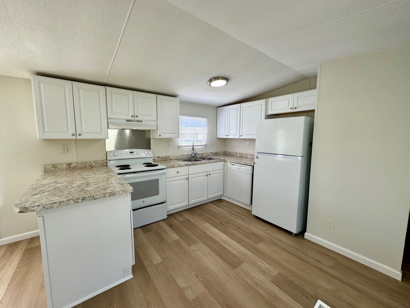 Conway Apartment: Wren Lane