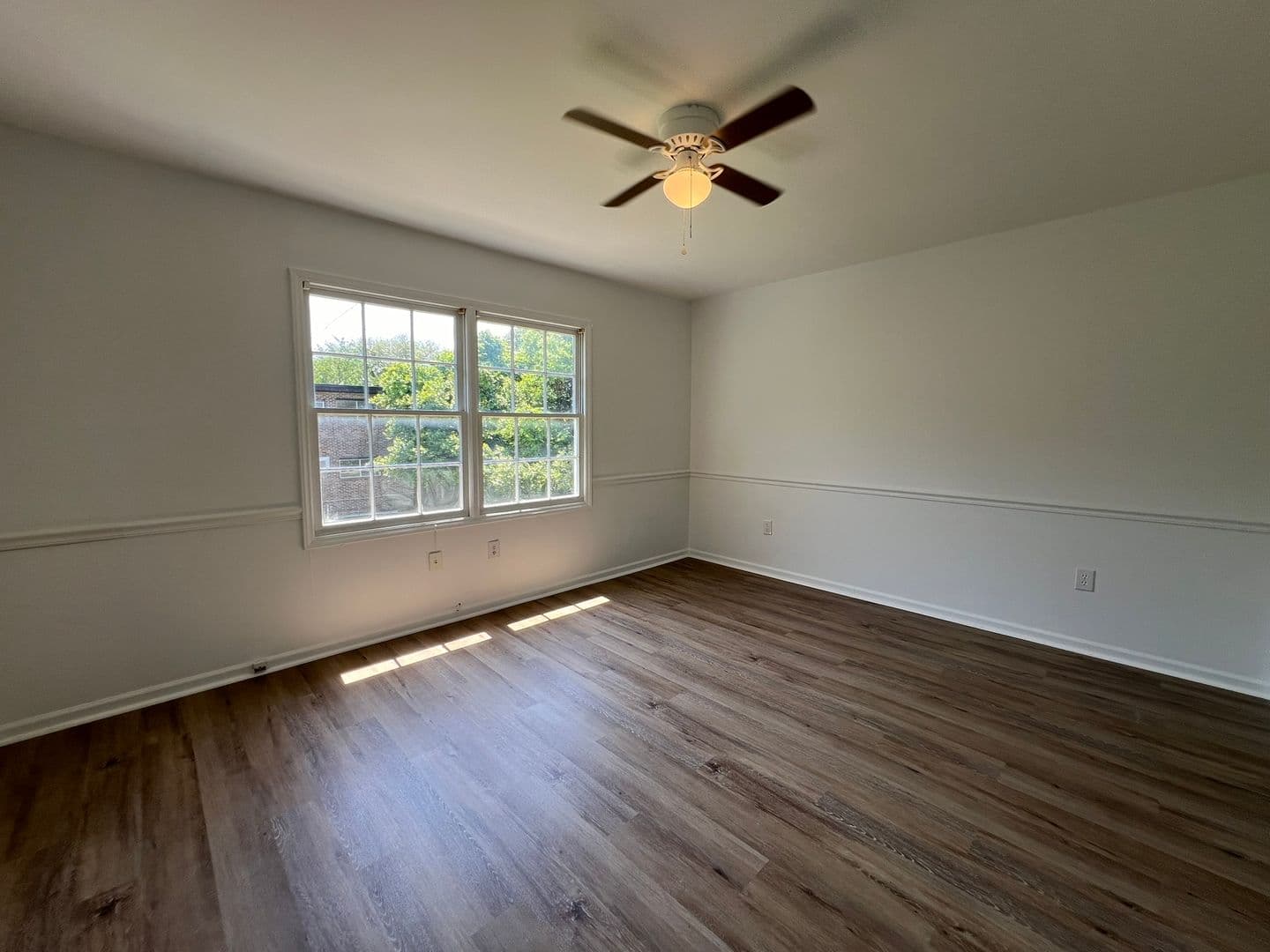 Myrtle Beach Apartment: 405 19th Ave. N.