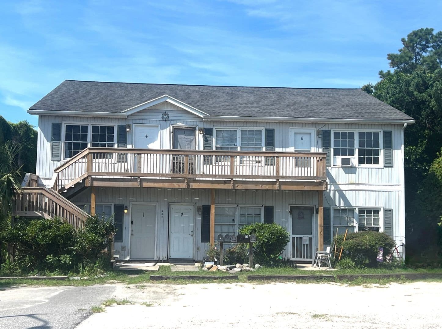 Myrtle Beach Apartment: 405 19th Ave. N.