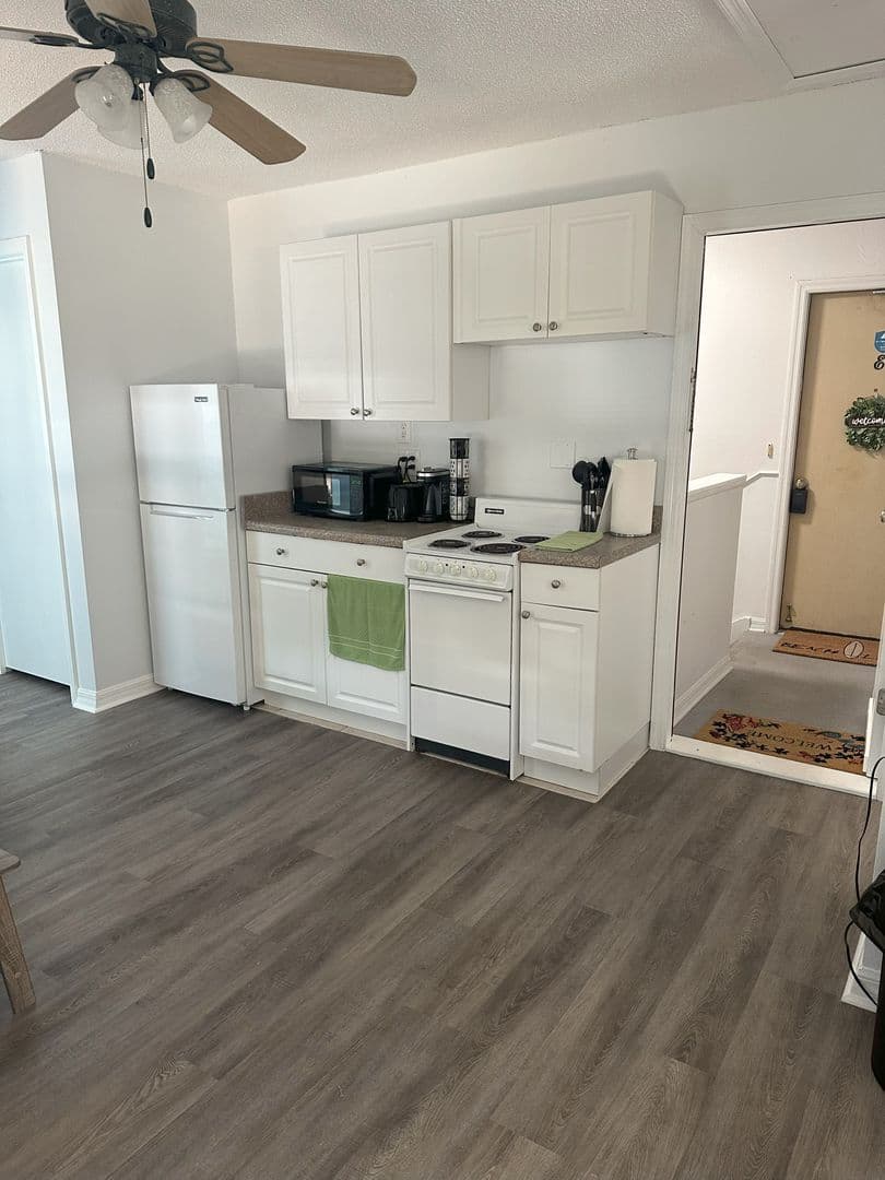 Indian Rocks Beach Apartment: 19804 Gulf Blvd.