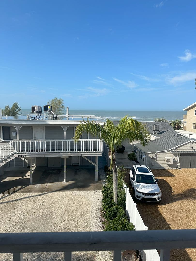 Indian Rocks Beach Apartment: 19804 Gulf Blvd.