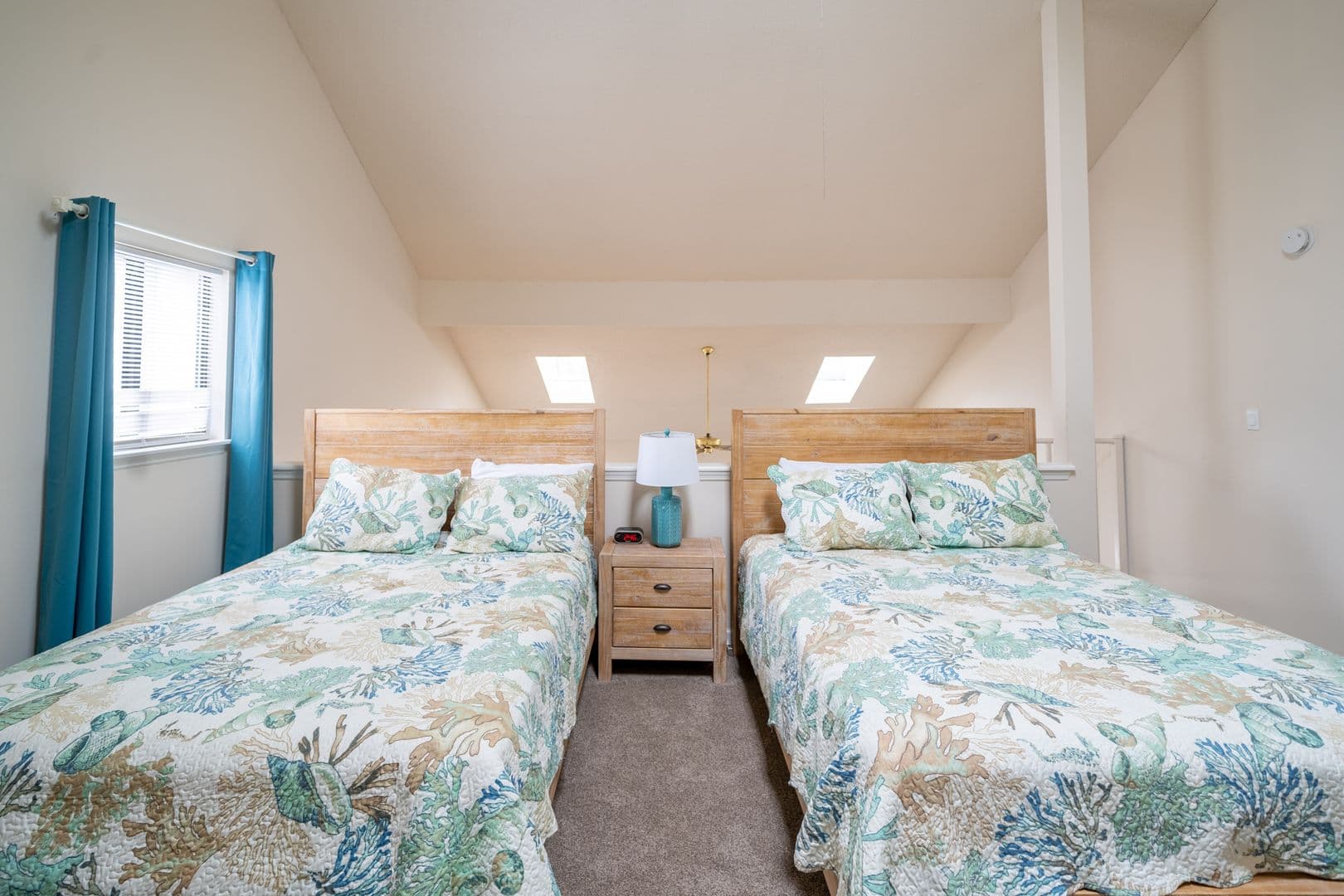 Surfside Condo: 1860 Auburn Lane