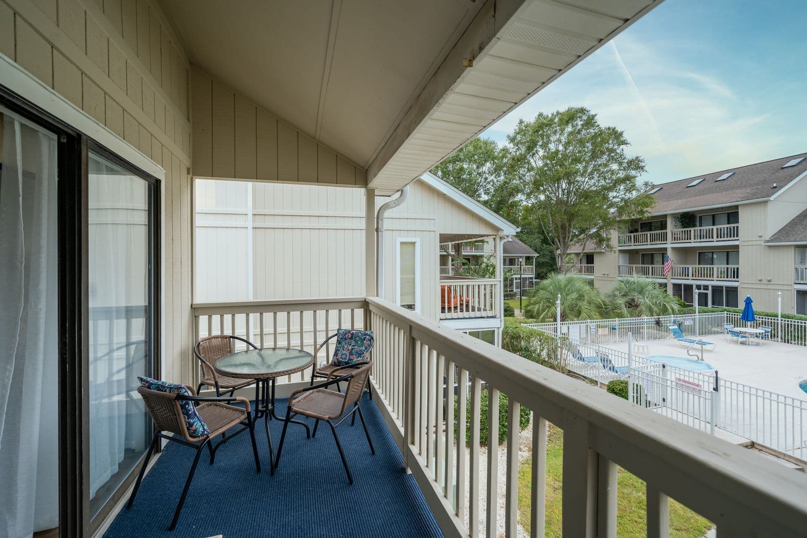 Surfside Condo: 1860 Auburn Lane