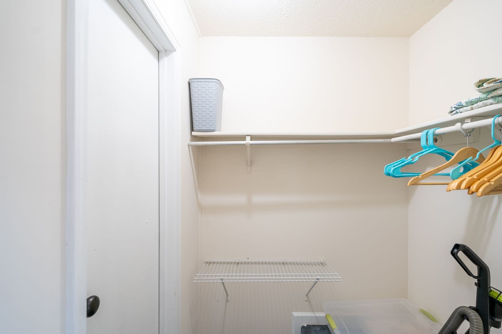 Surfside Condo: 1860 Auburn Lane