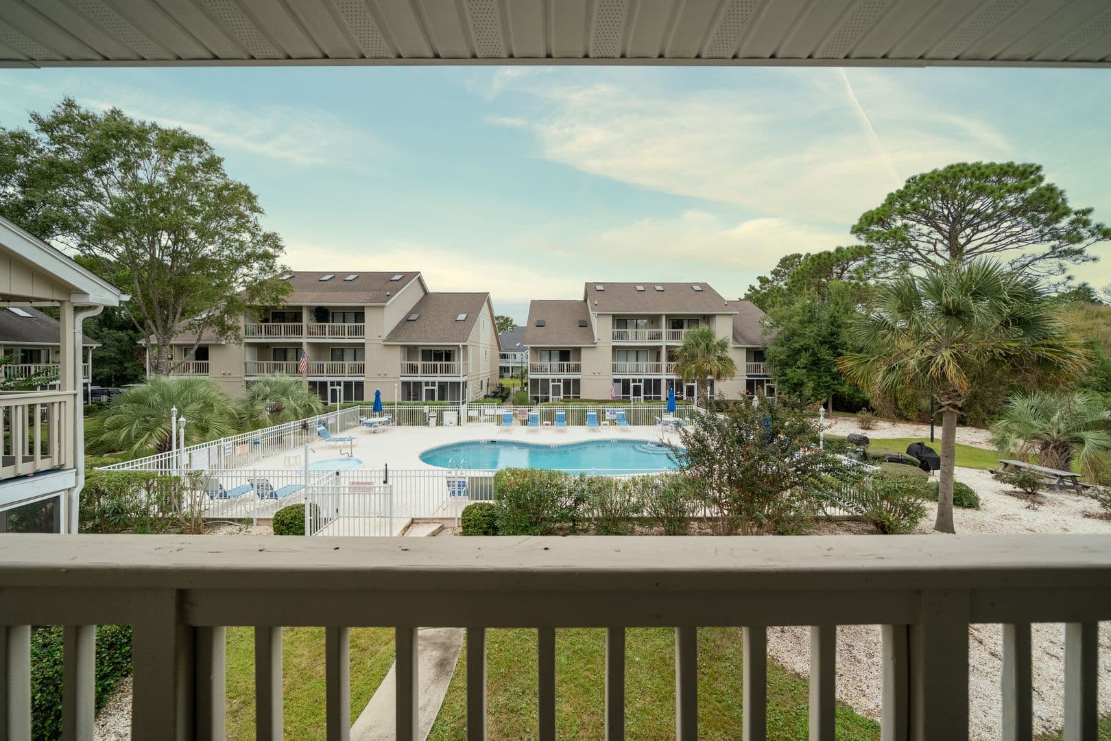 Surfside Condo: 1860 Auburn Lane