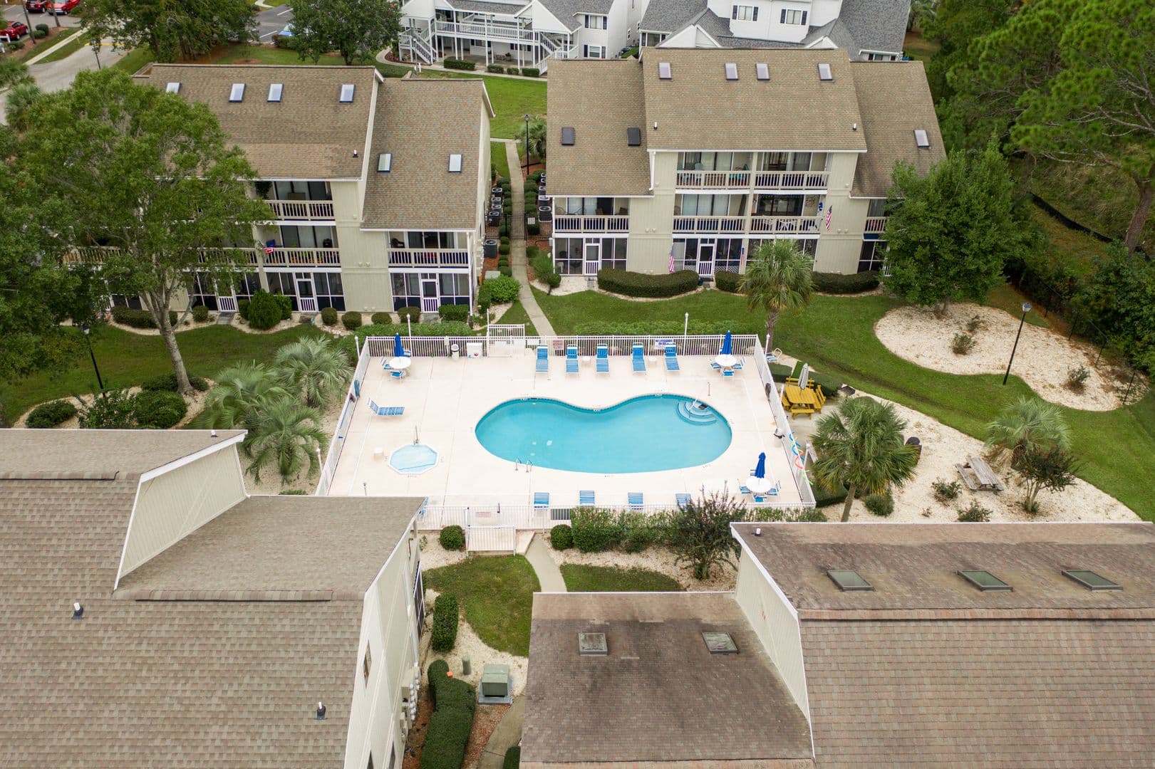 Surfside Condo: 1860 Auburn Lane