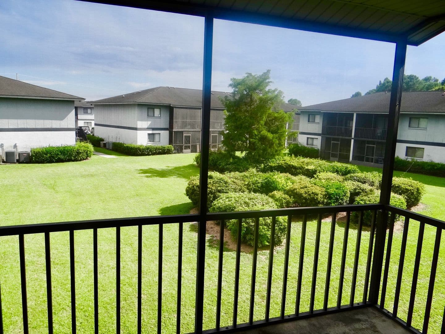 Surfside Beach House: 1101 2nd Ave N.