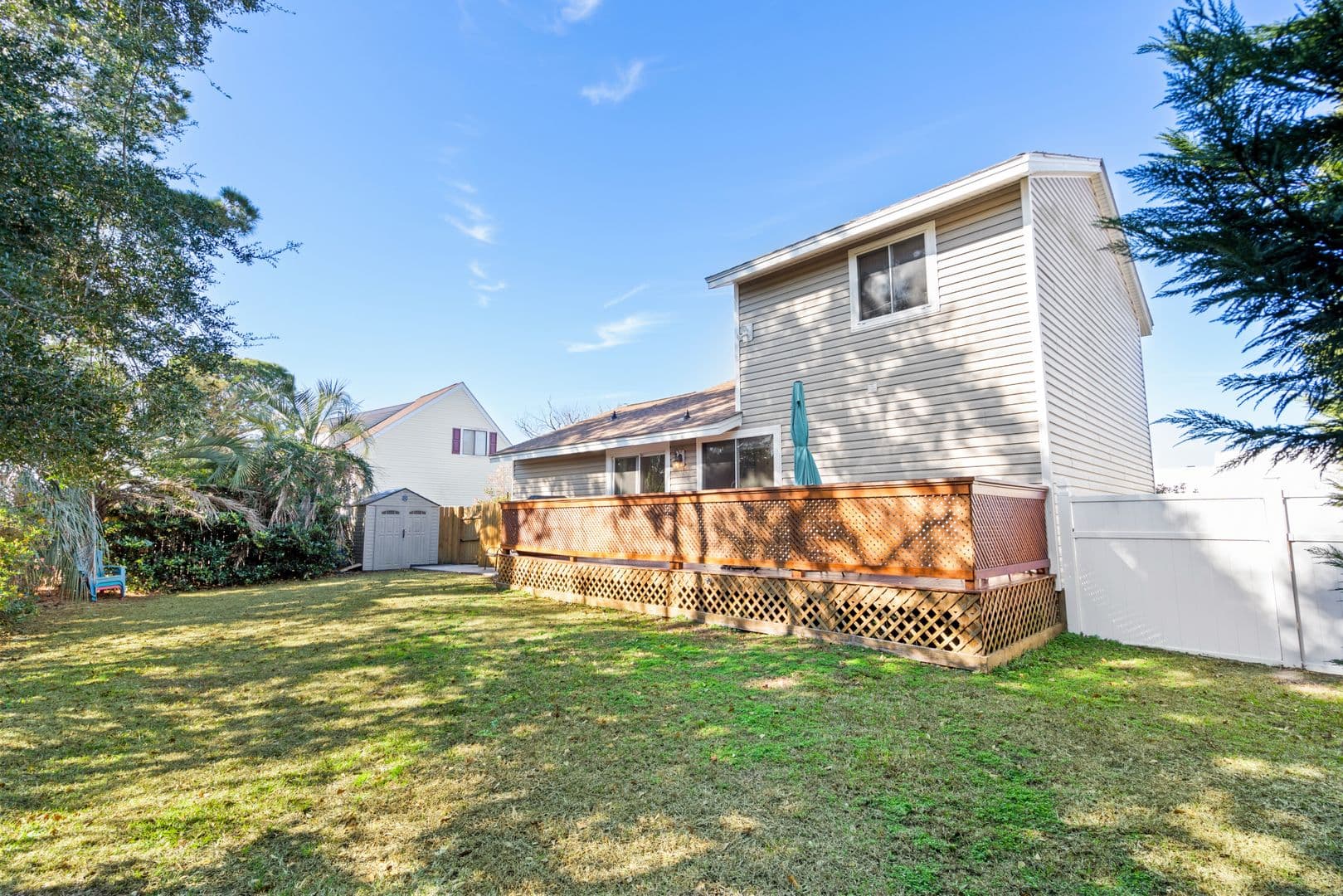 Surfside Beach House: 505 Plantation Drive