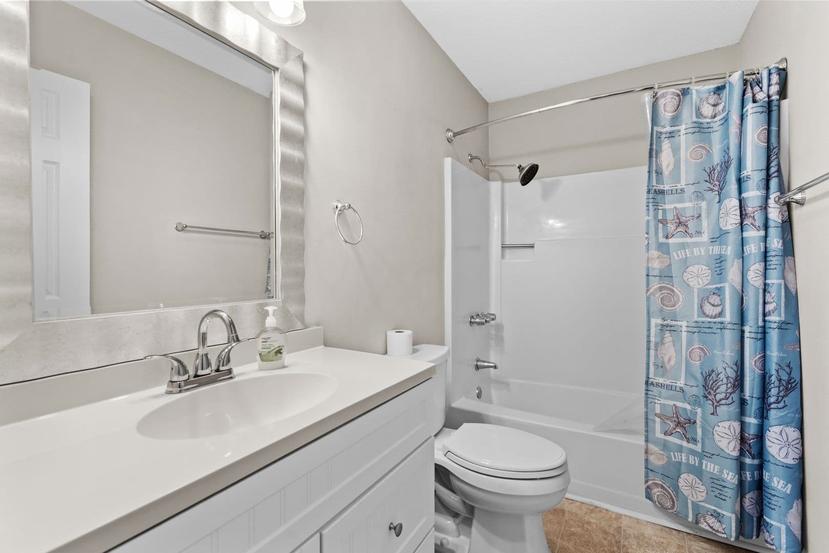Surfside Beach House: 505 Plantation Drive