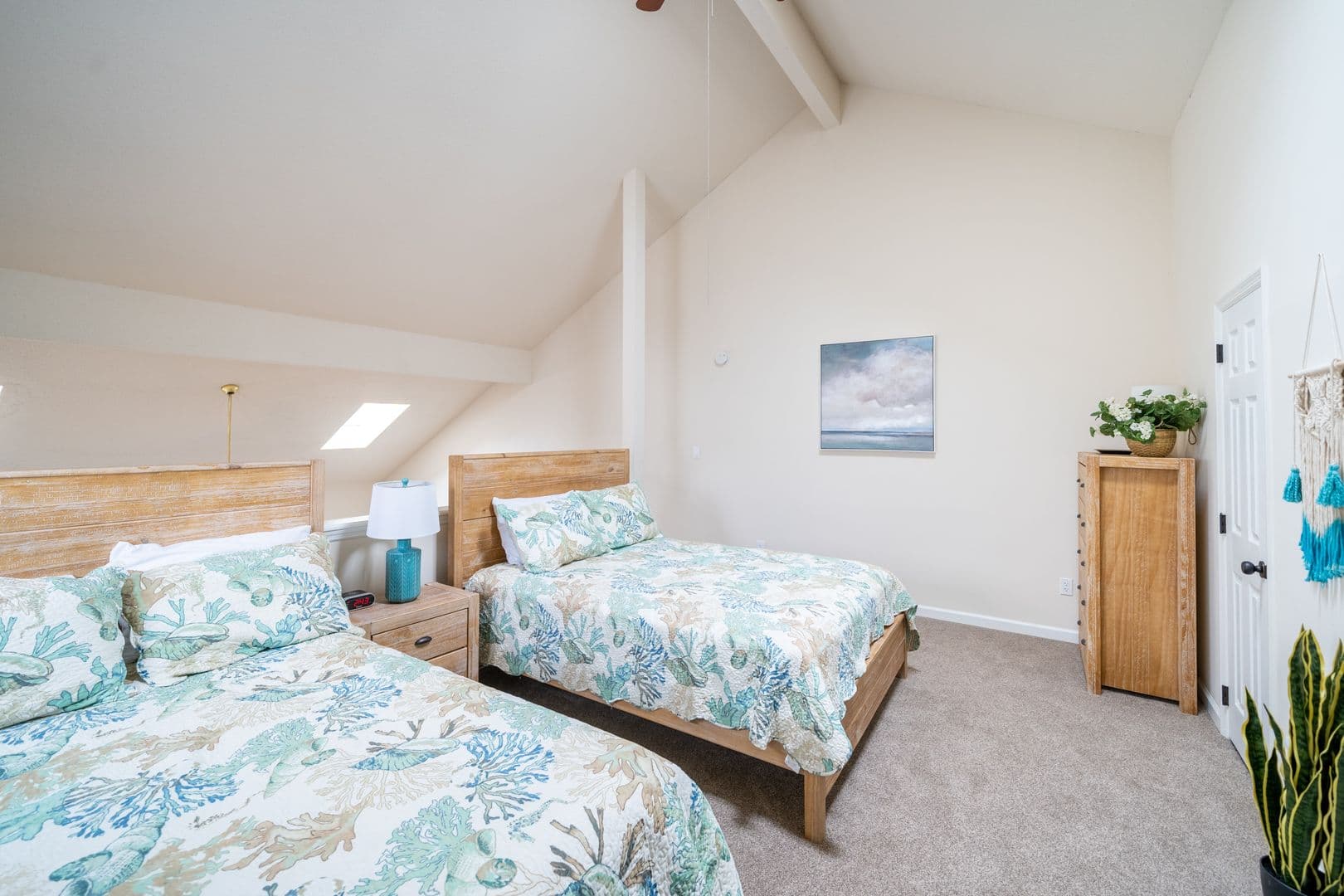 Surfside Condo: 1860 Auburn Lane