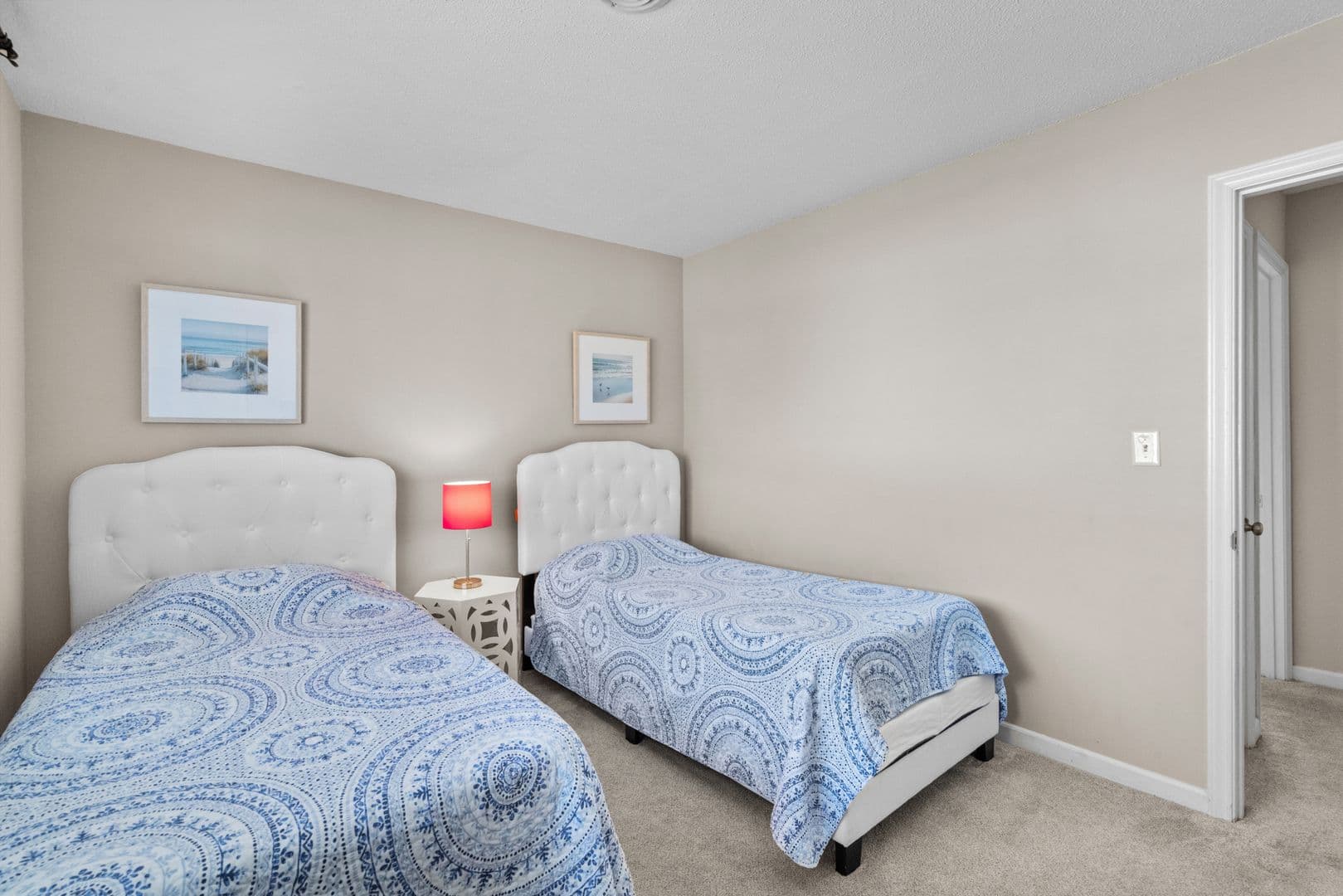 Surfside Beach House: 505 Plantation Drive