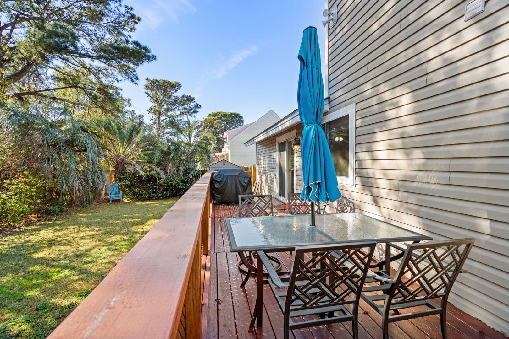Surfside Beach House: 505 Plantation Drive