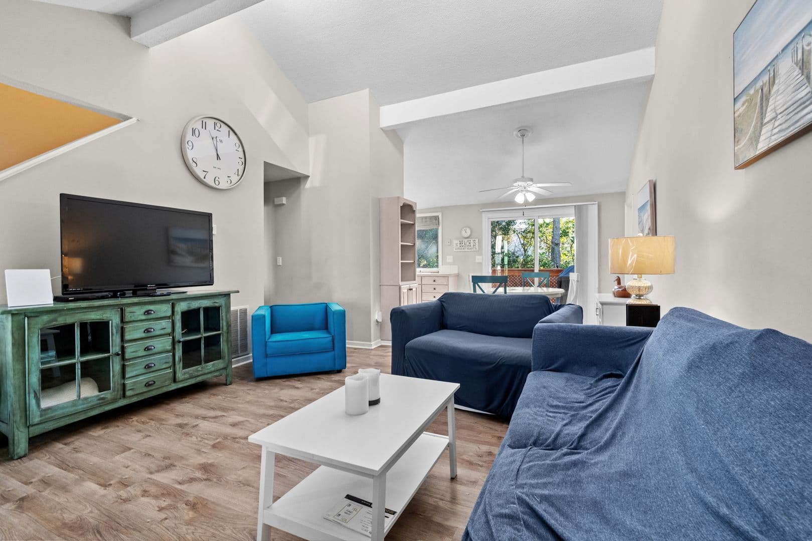 Surfside Beach House: 505 Plantation Drive