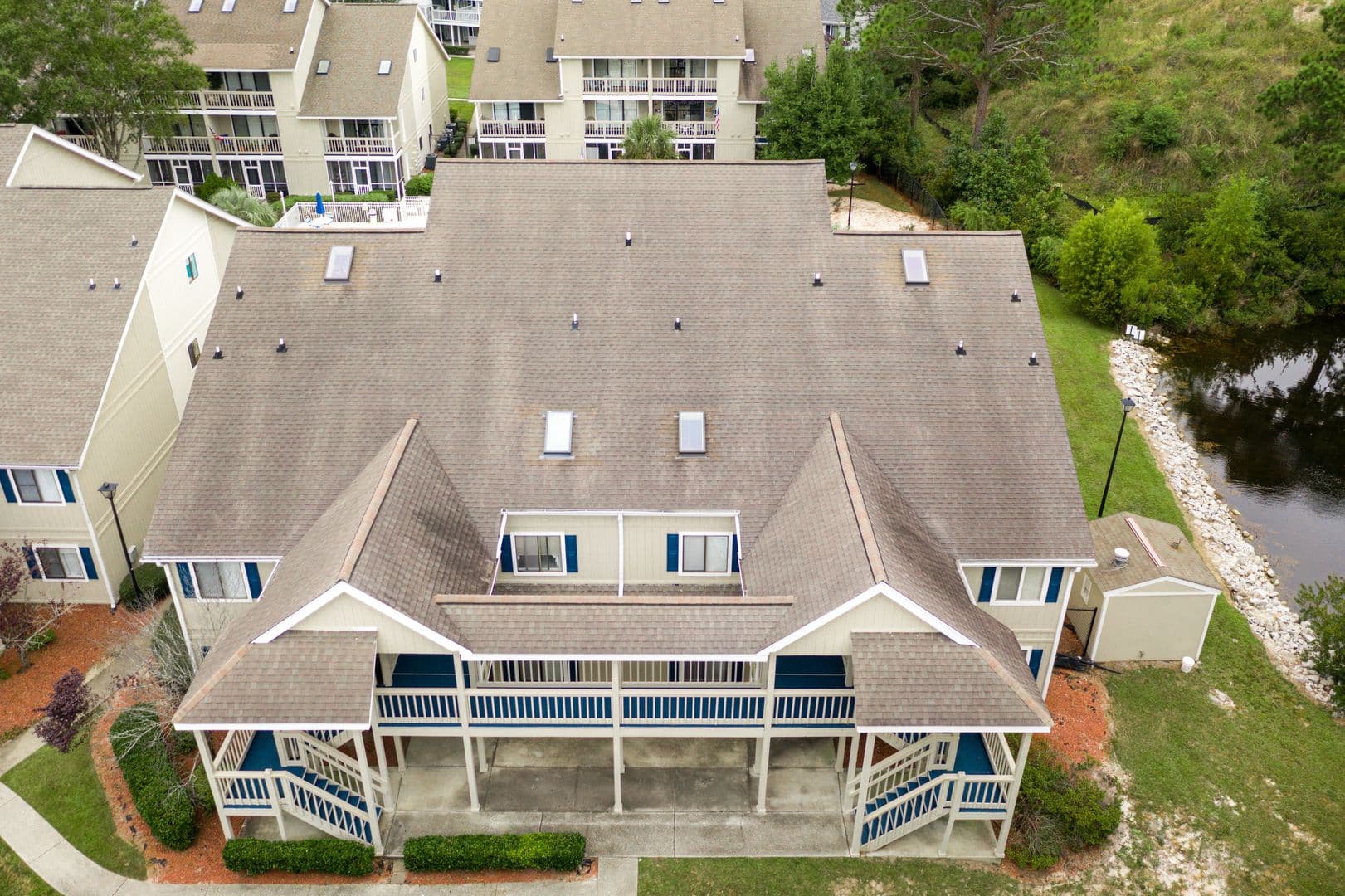 Surfside Condo: 1860 Auburn Lane