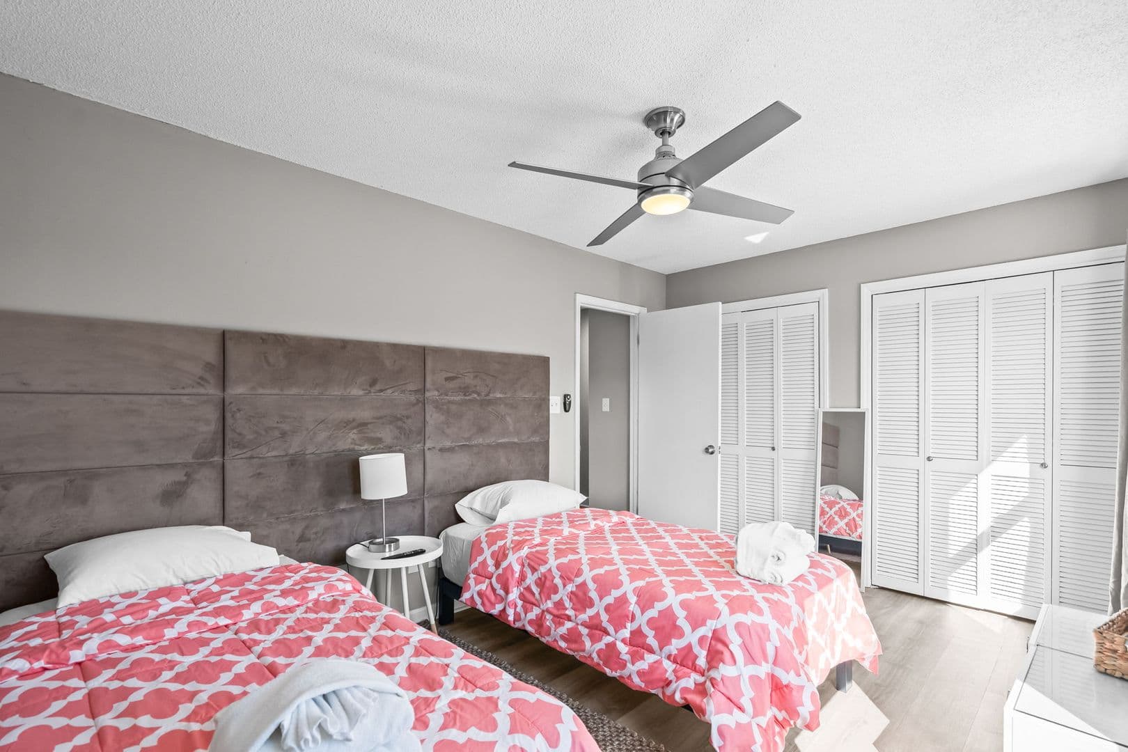 Myrtle Beach House: 405 13th Ave S