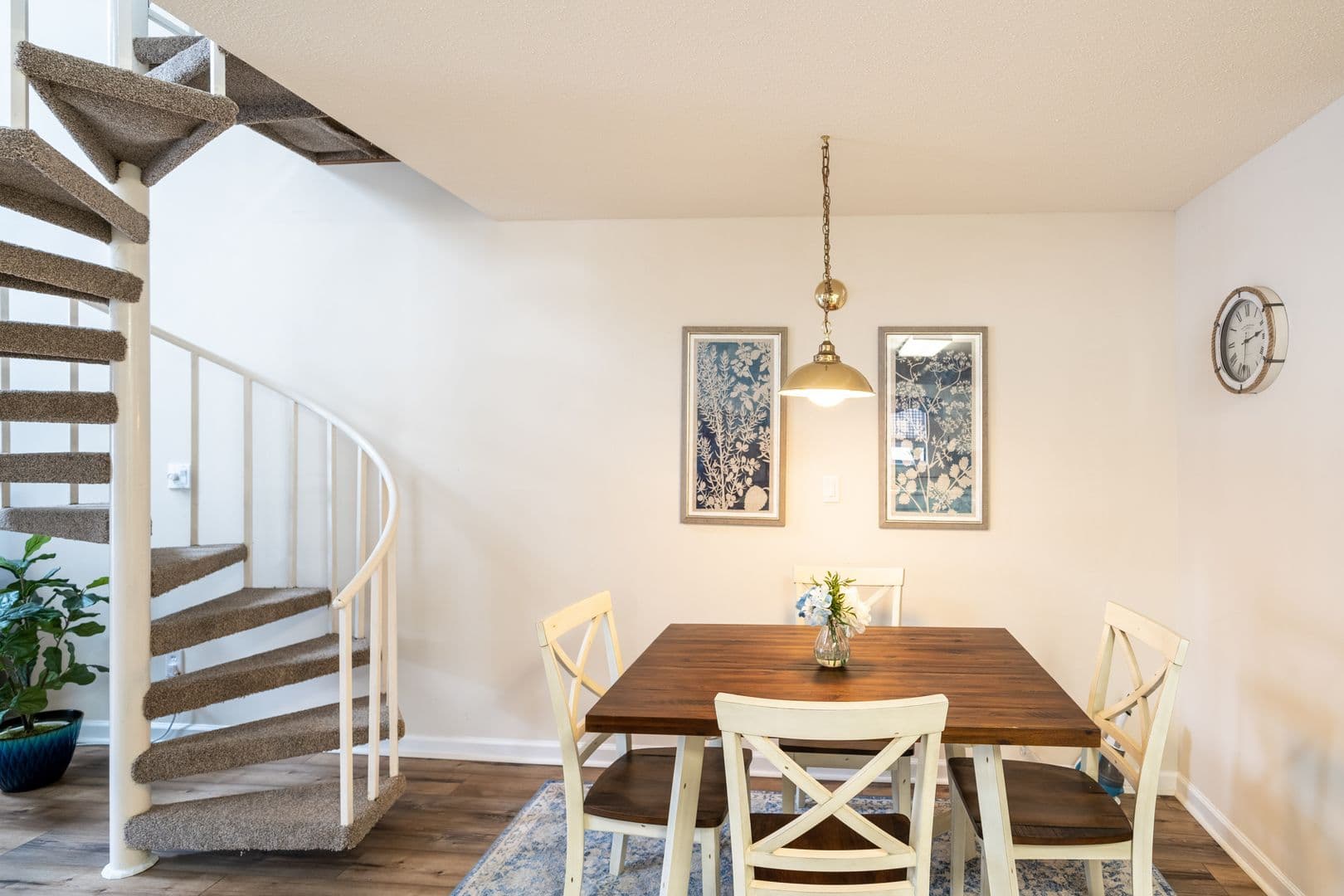 Surfside Condo: 1860 Auburn Lane