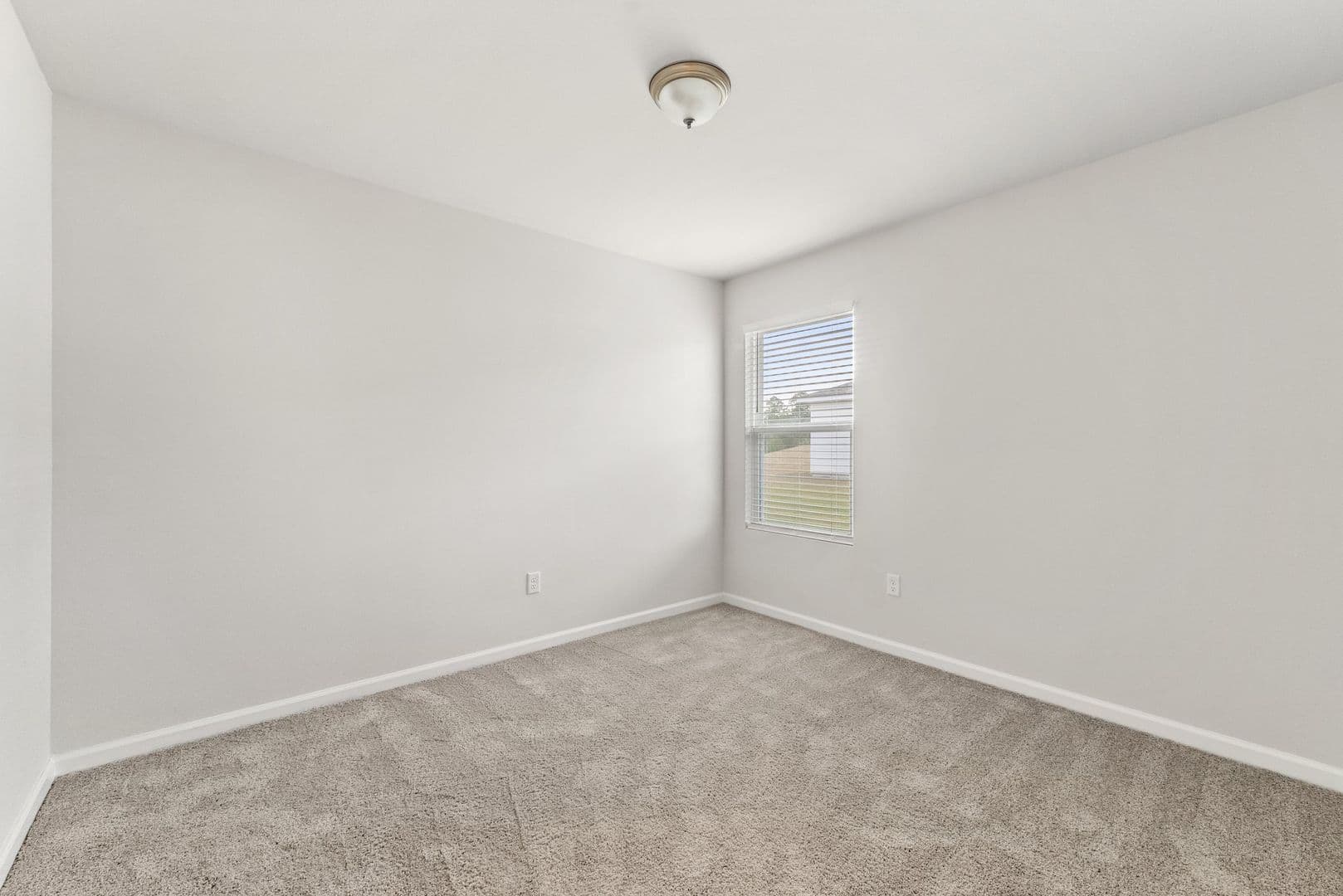 Freeport House: 664 Whispering Creek Avenue