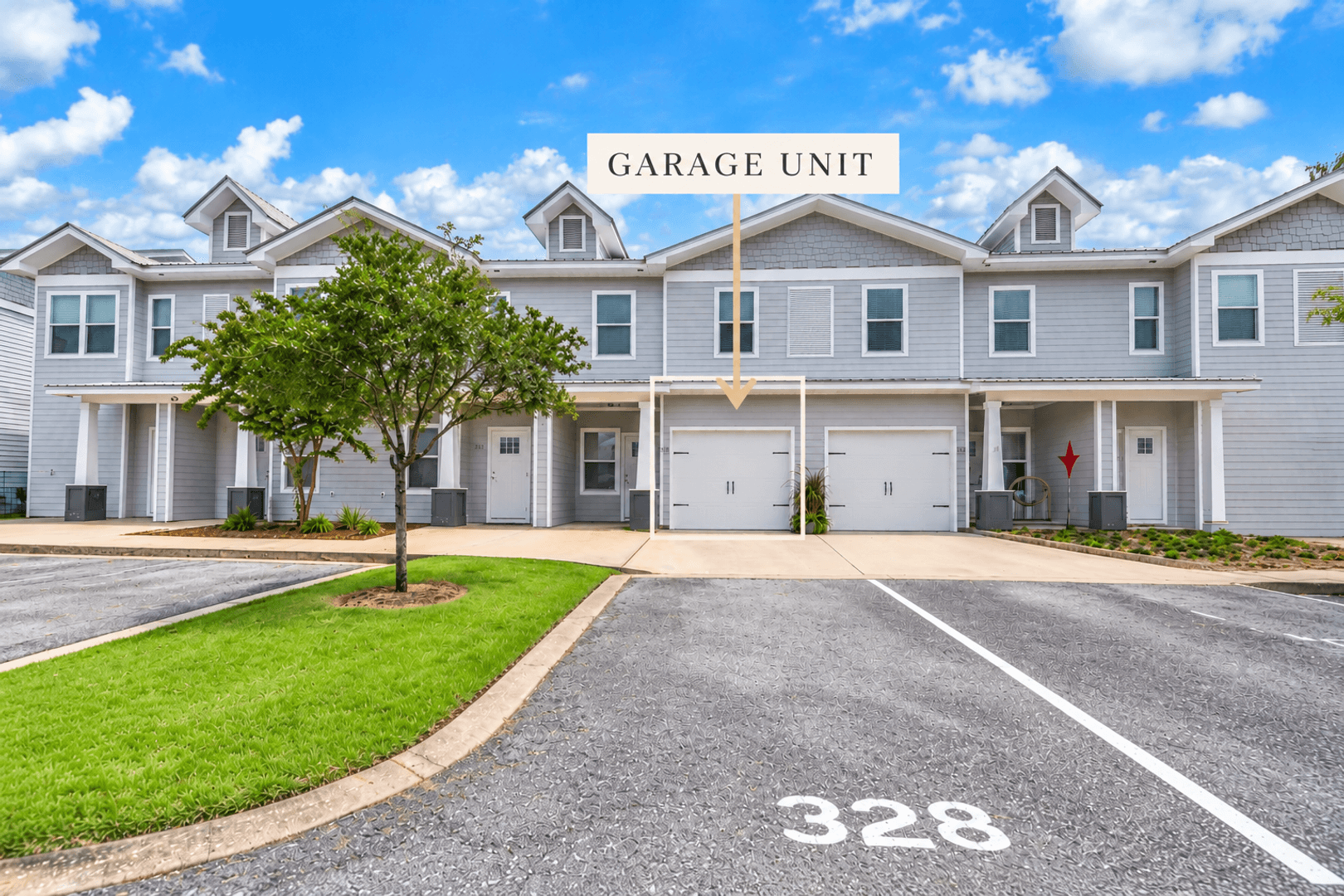 Freeport Townhome: 328 Date Palm Lane