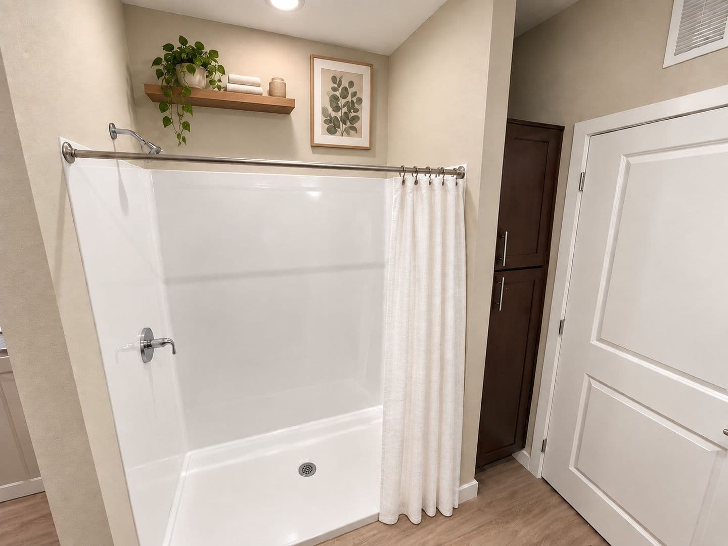 San Antonio Apartment: 6219 S. New Braunfels Ave.