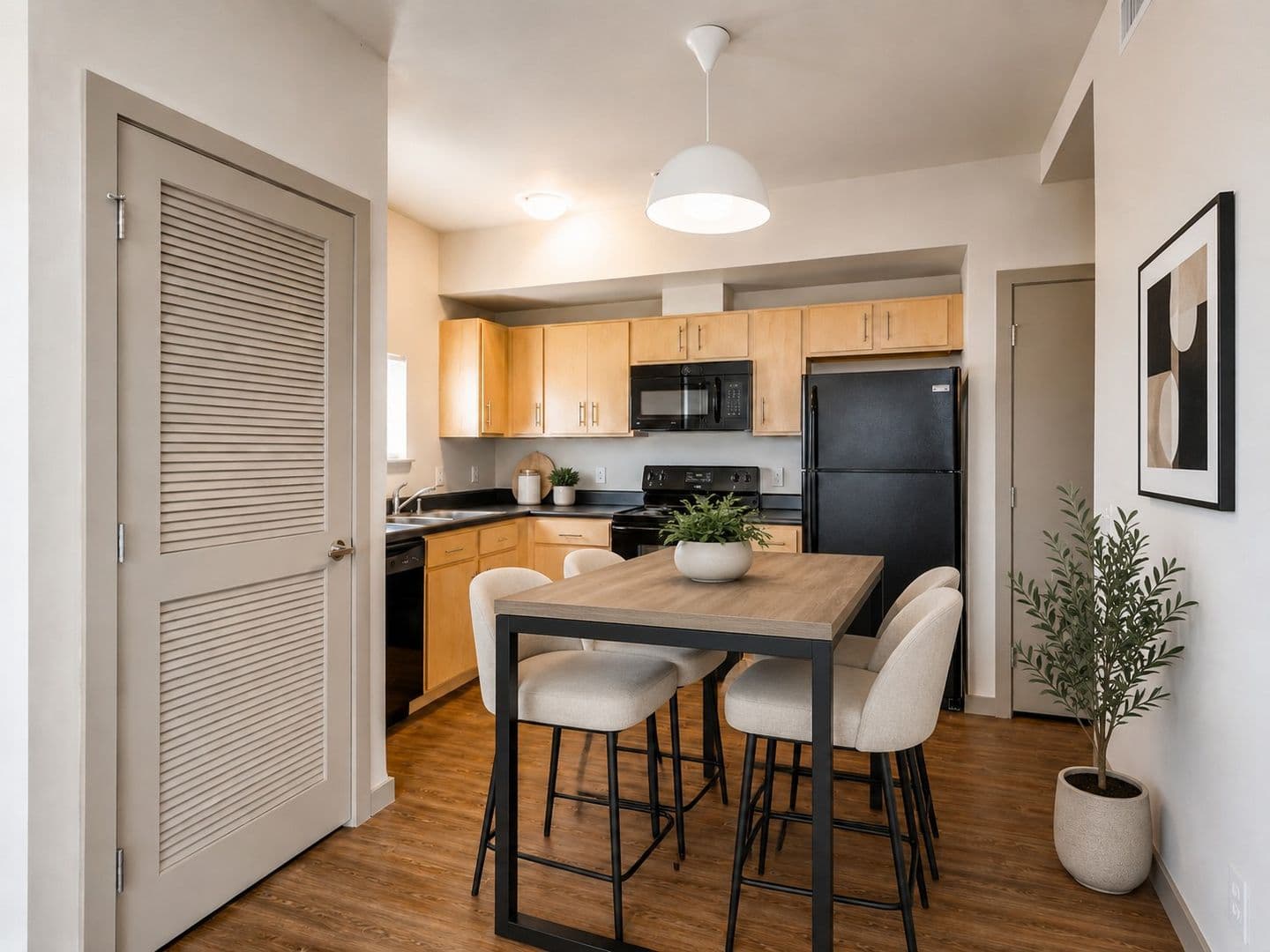 Boulder Apartment: 2820 29th St