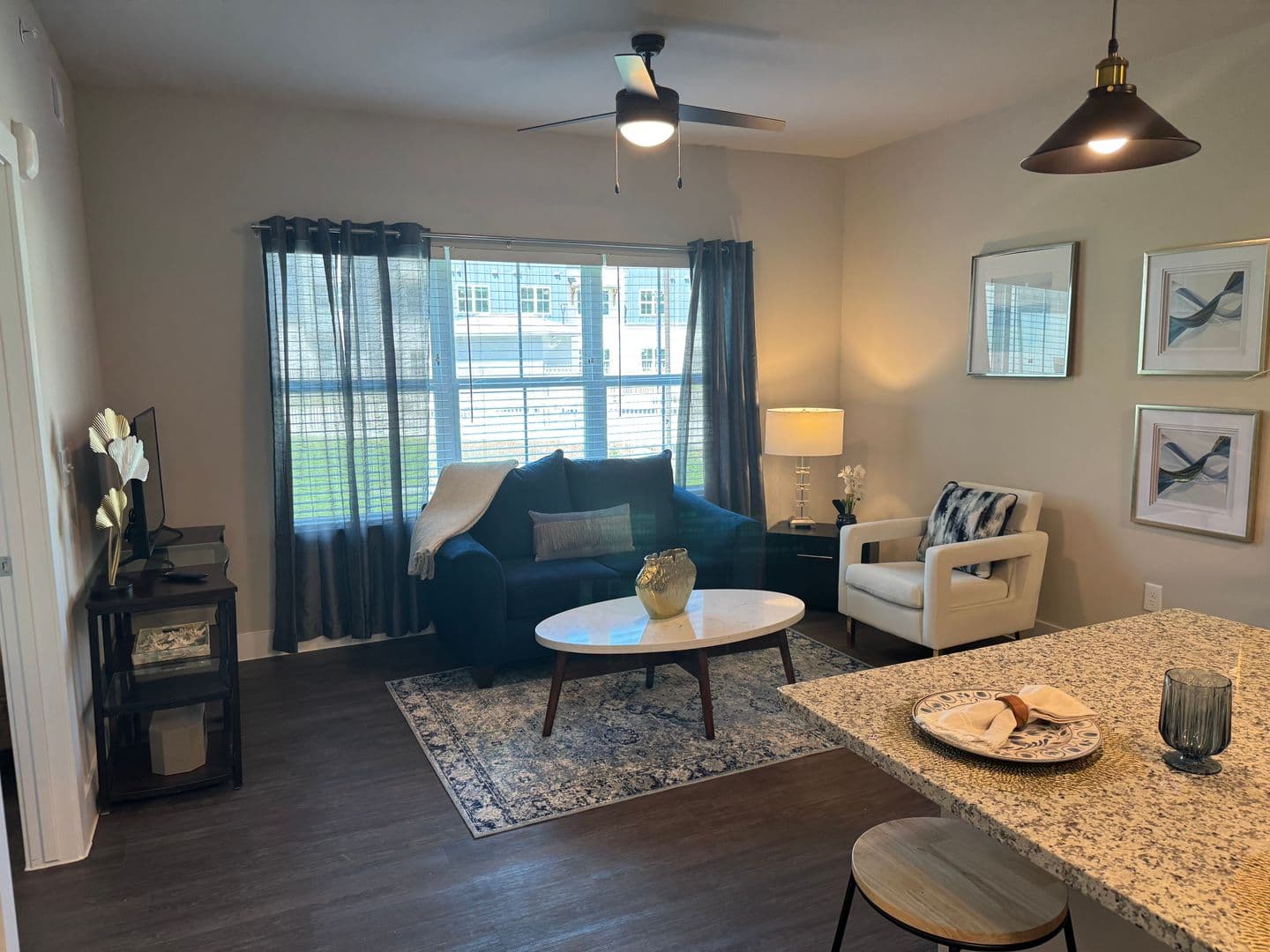 Lockhart Apartment: 2125 Windsor Boulevard