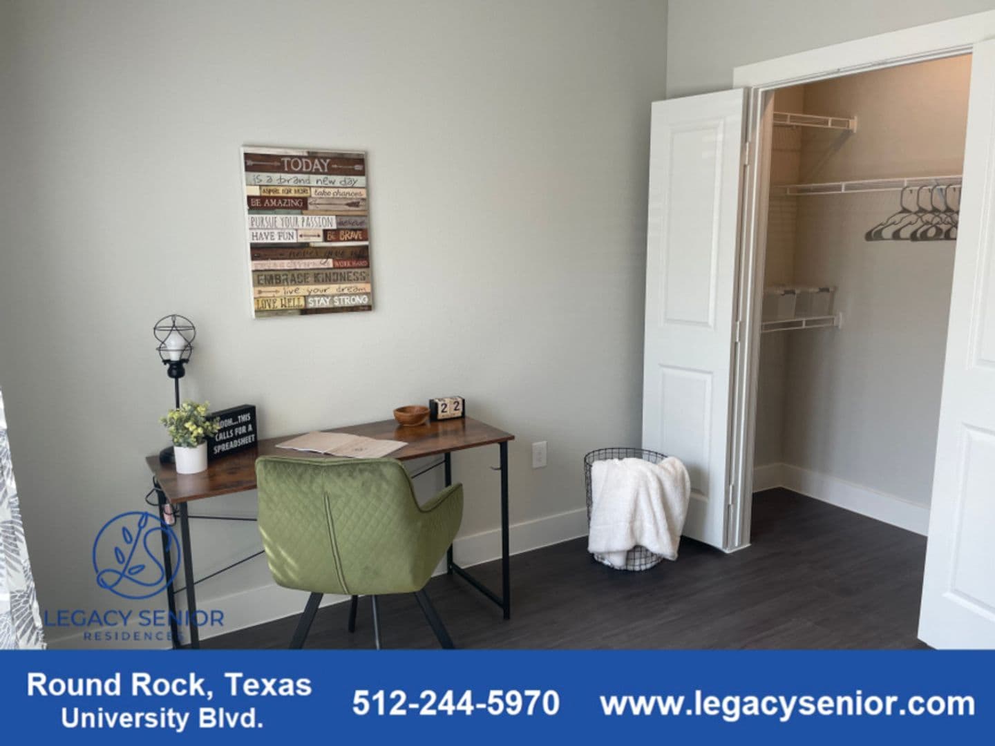 Round Rock Apartment: 1001 University Boulevard
