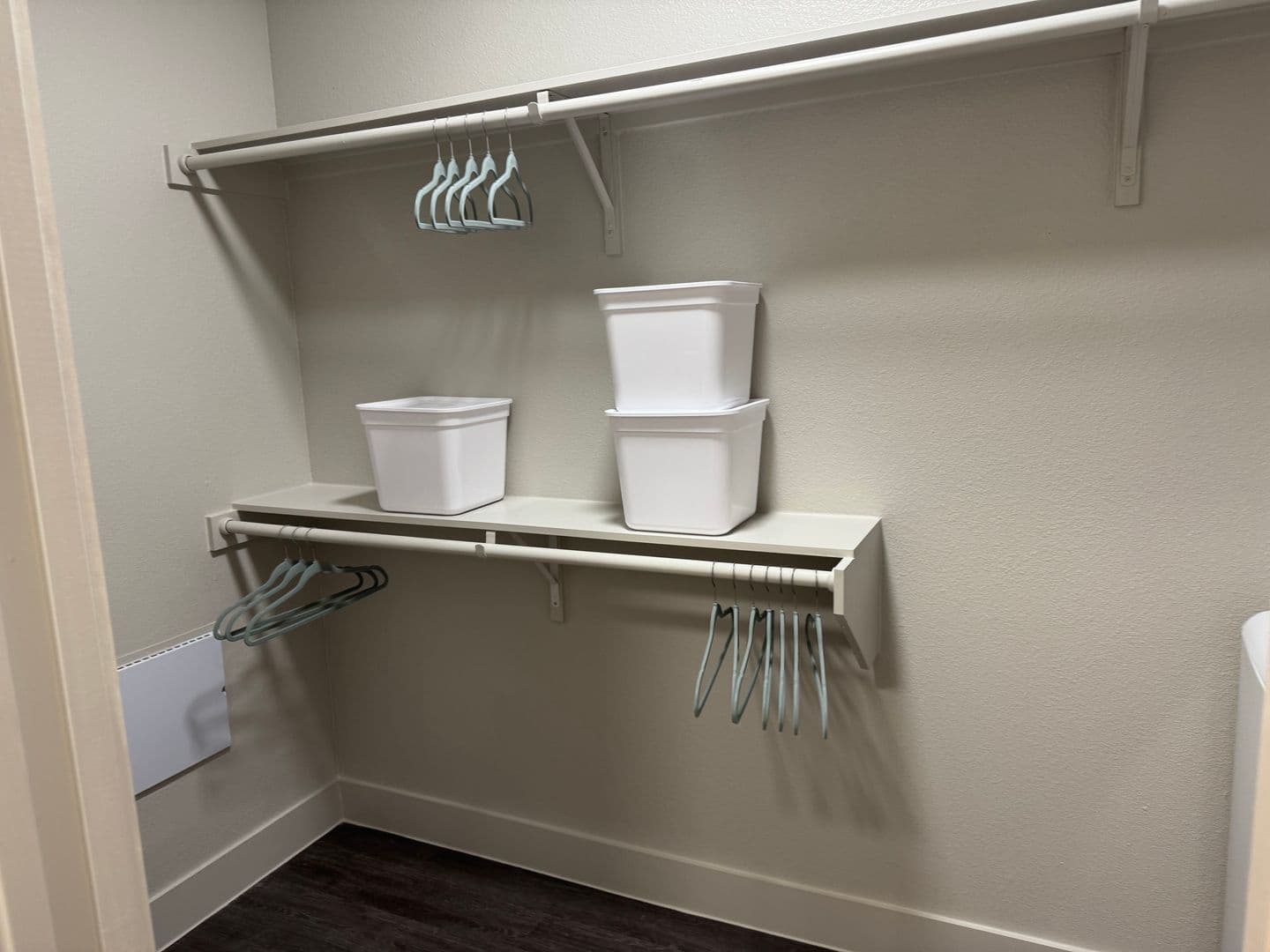 Lockhart Apartment: 2125 Windsor Boulevard