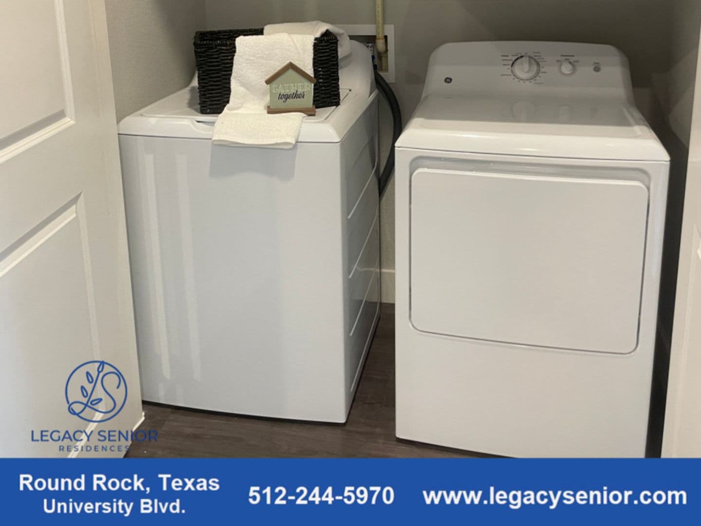 Round Rock Apartment: 1001 University Boulevard