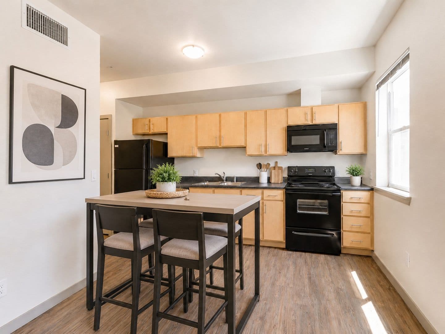 Boulder Apartment: 2820 29th St