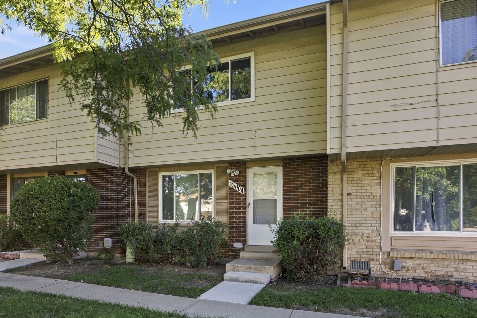 Aurora Townhome: 13004 E Kansas Pl