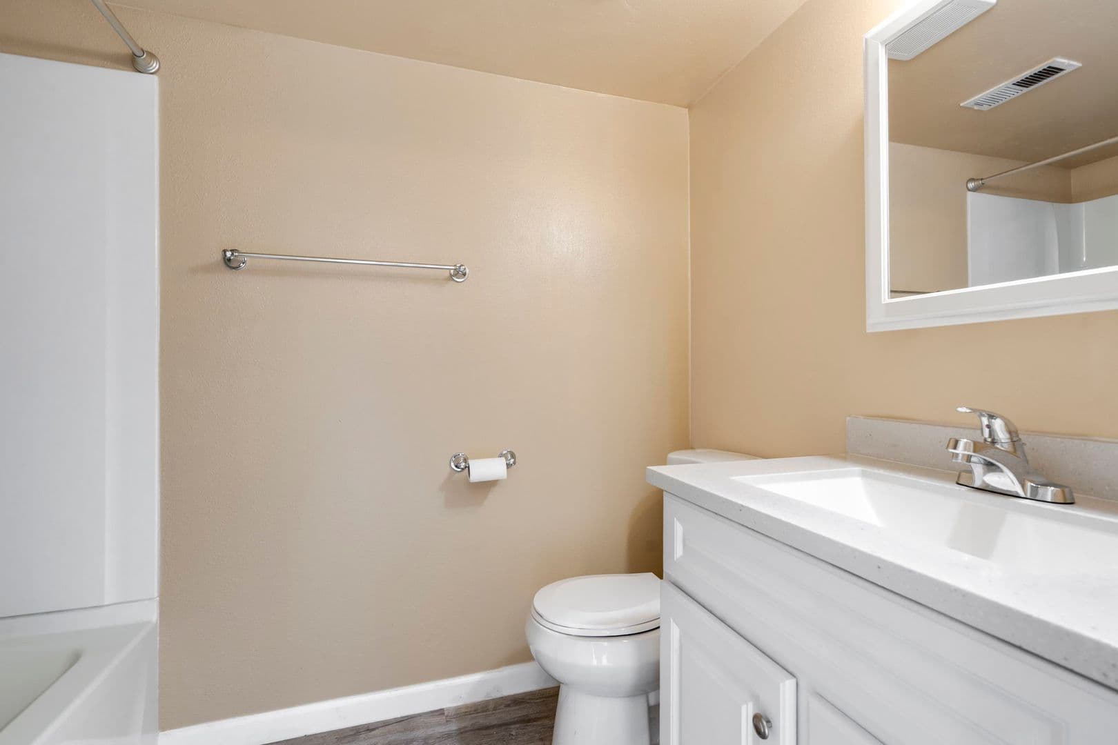 Aurora Condo: 16934 E Whitaker Dr #F