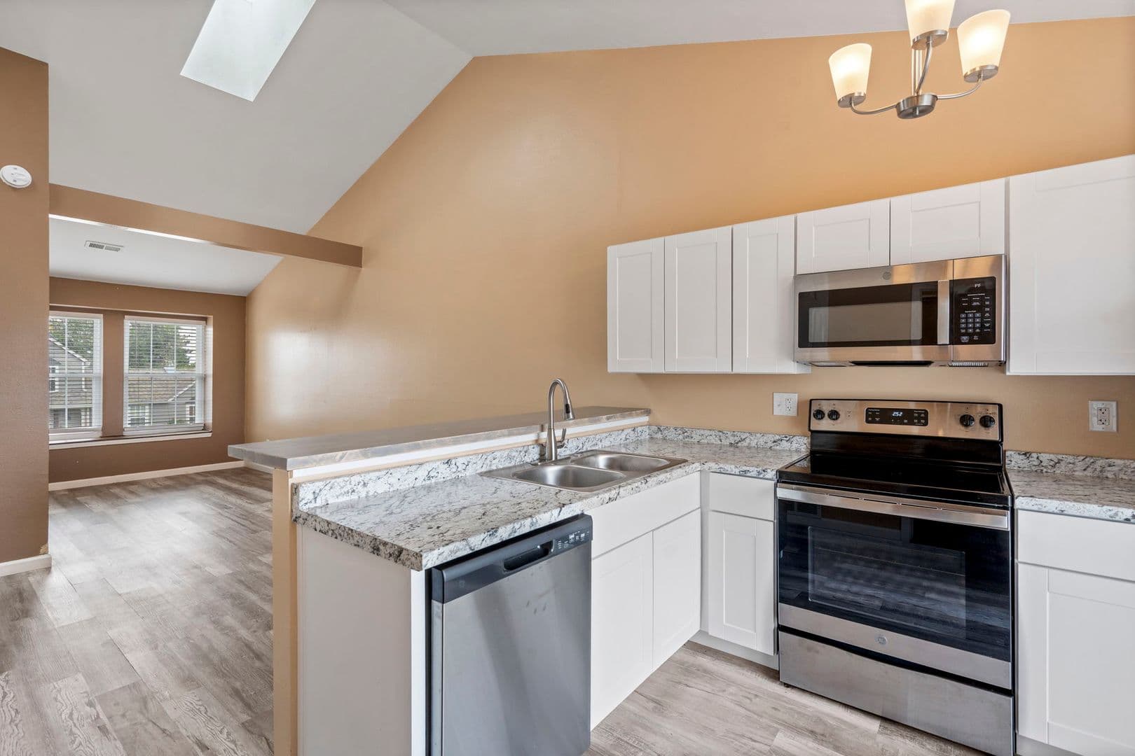 Aurora Condo: 16934 E Whitaker Dr #F