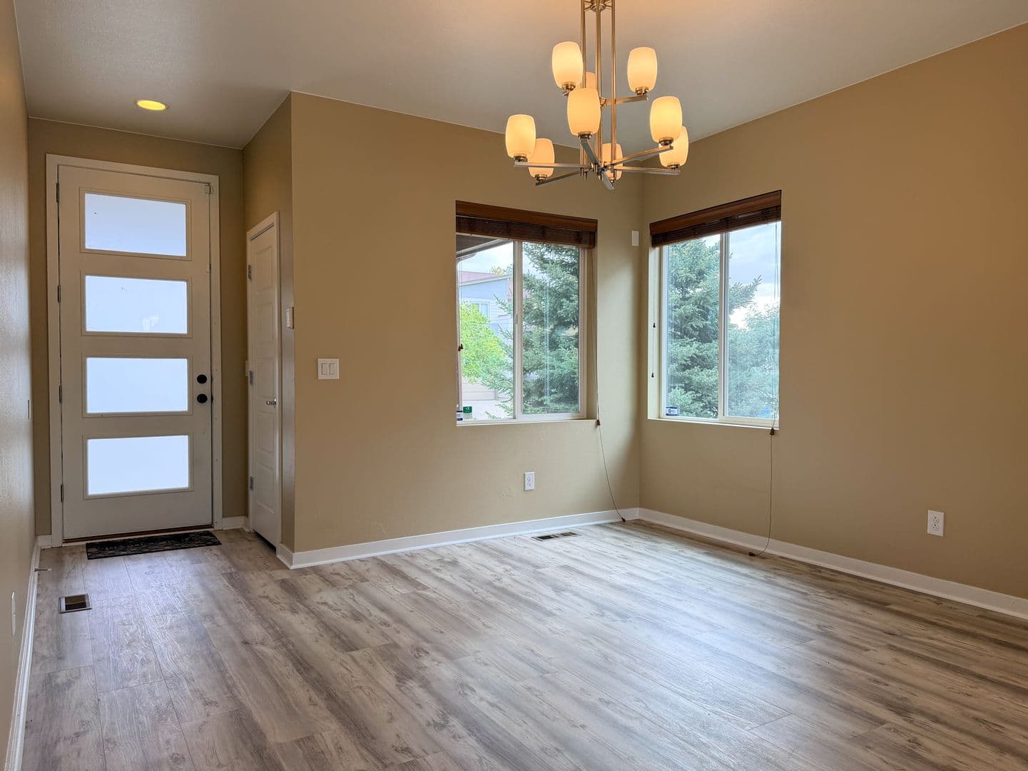 Commerce City House: 10029 Richfield St
