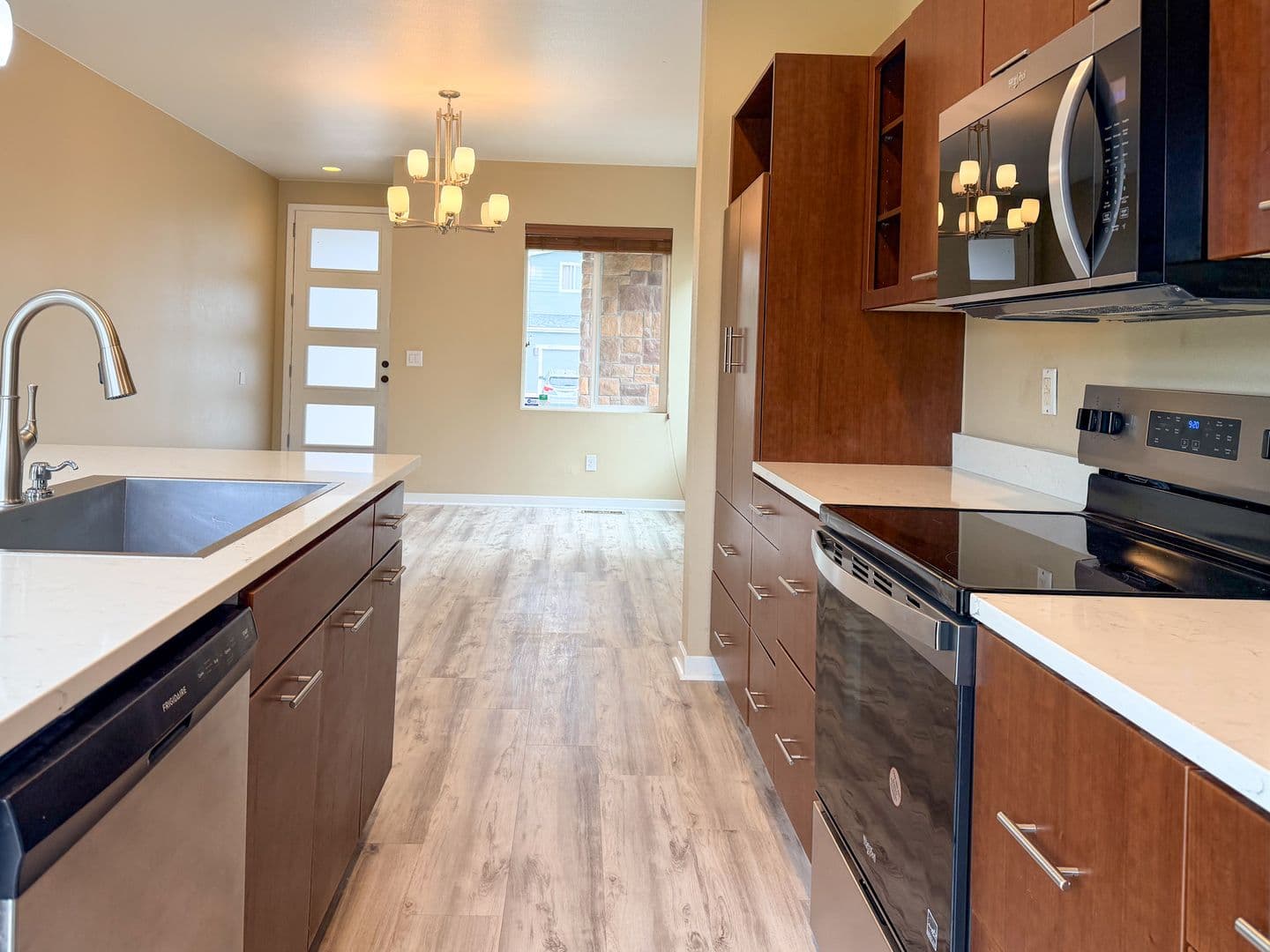 Commerce City House: 10029 Richfield St