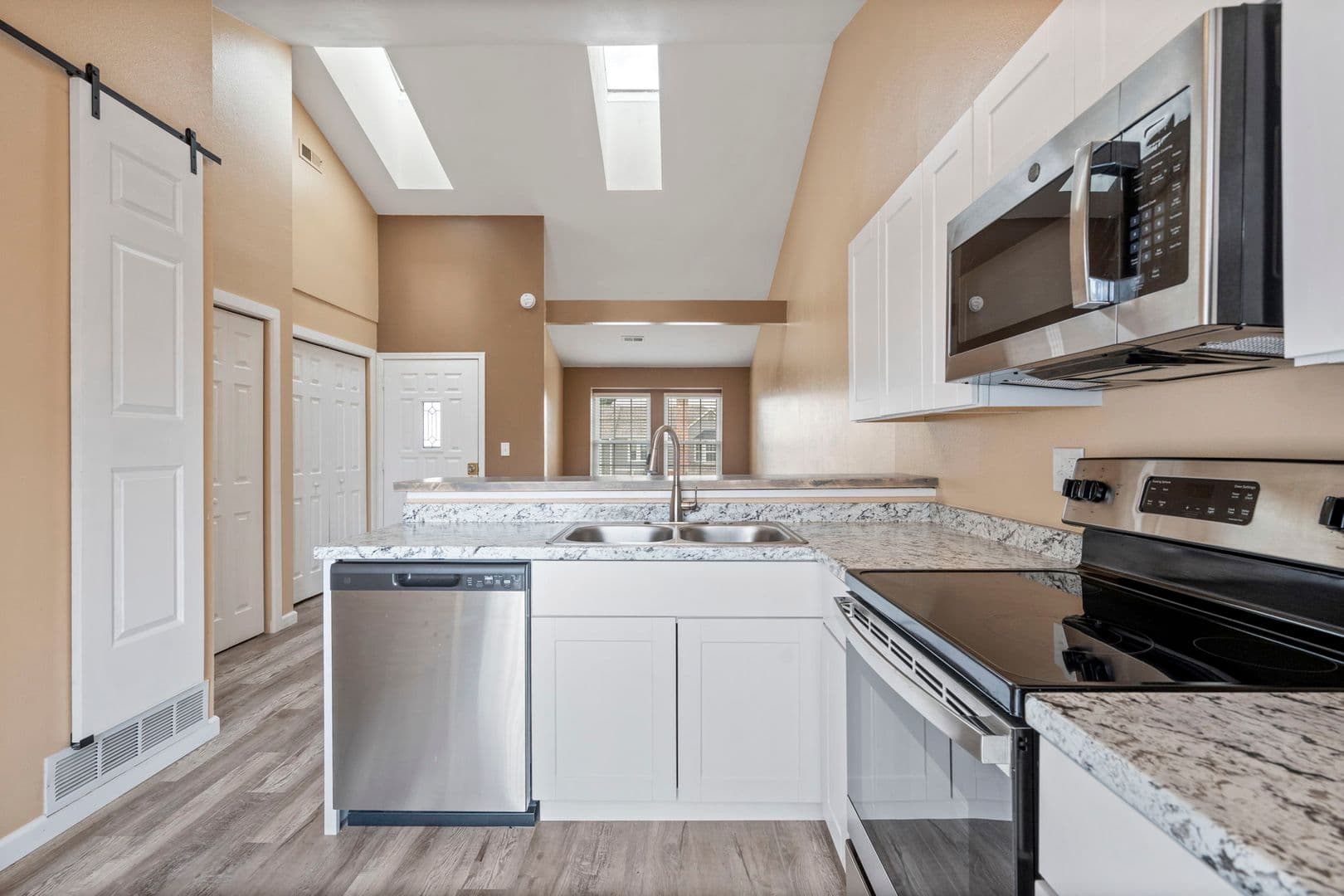 Aurora Condo: 16934 E Whitaker Dr #F