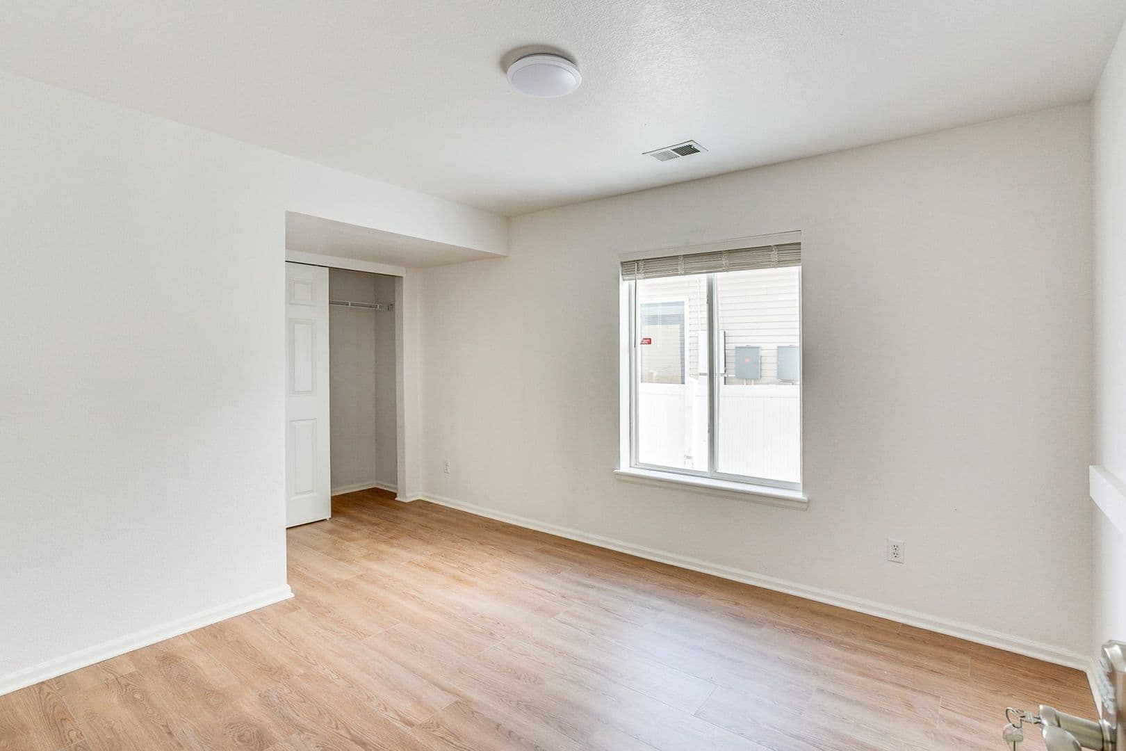 Denver Apartment: 5178 N Netherland St