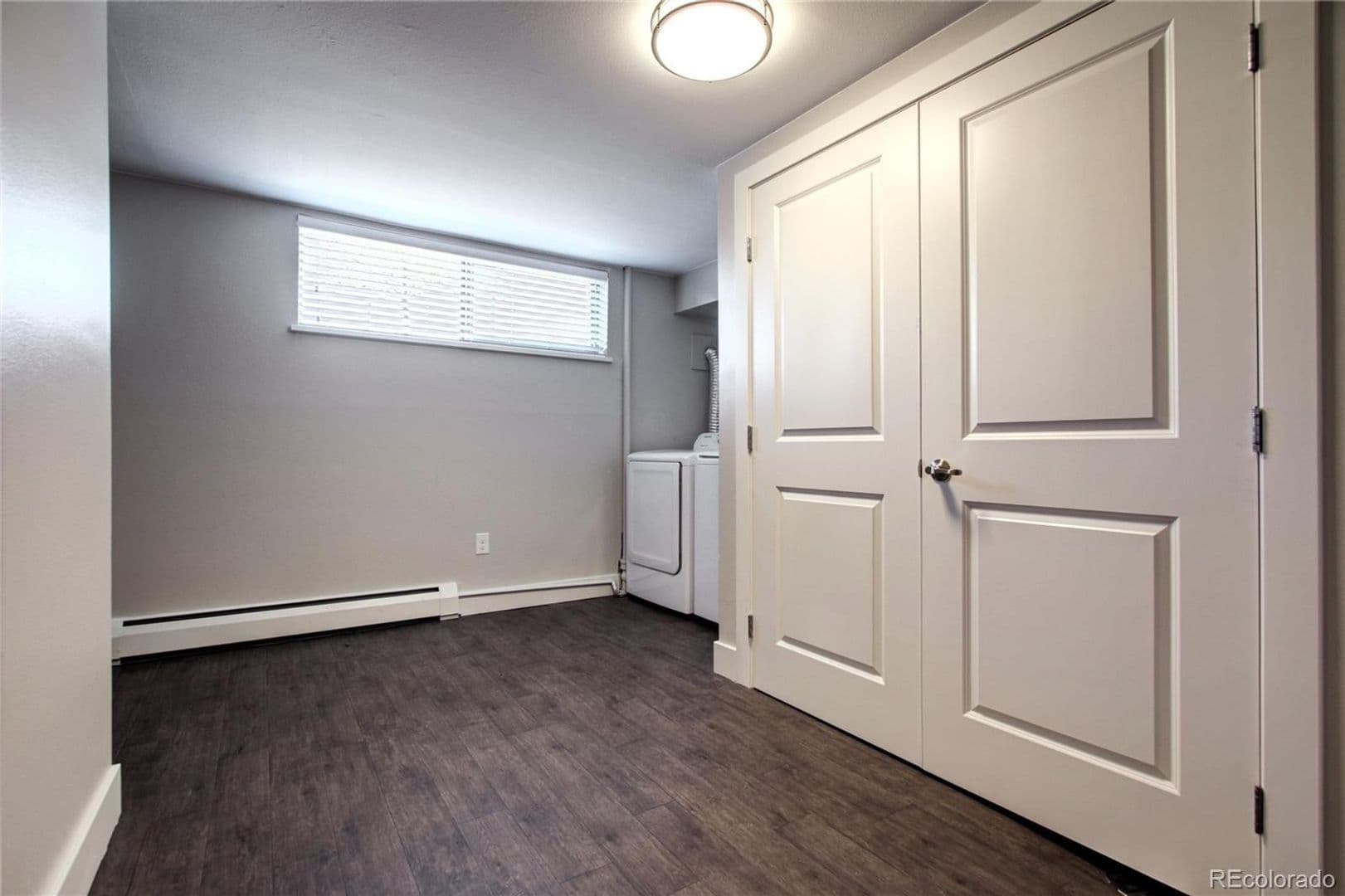 Edgewater Apartment: 2000-2014 Marshall St