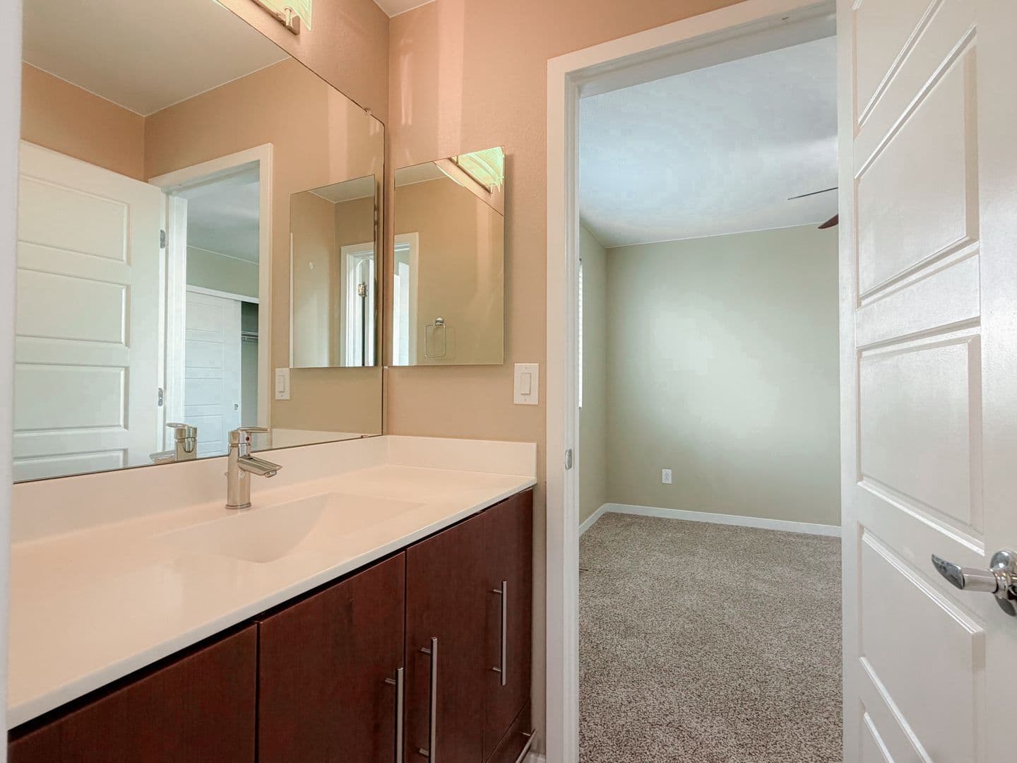 Commerce City House: 10029 Richfield St