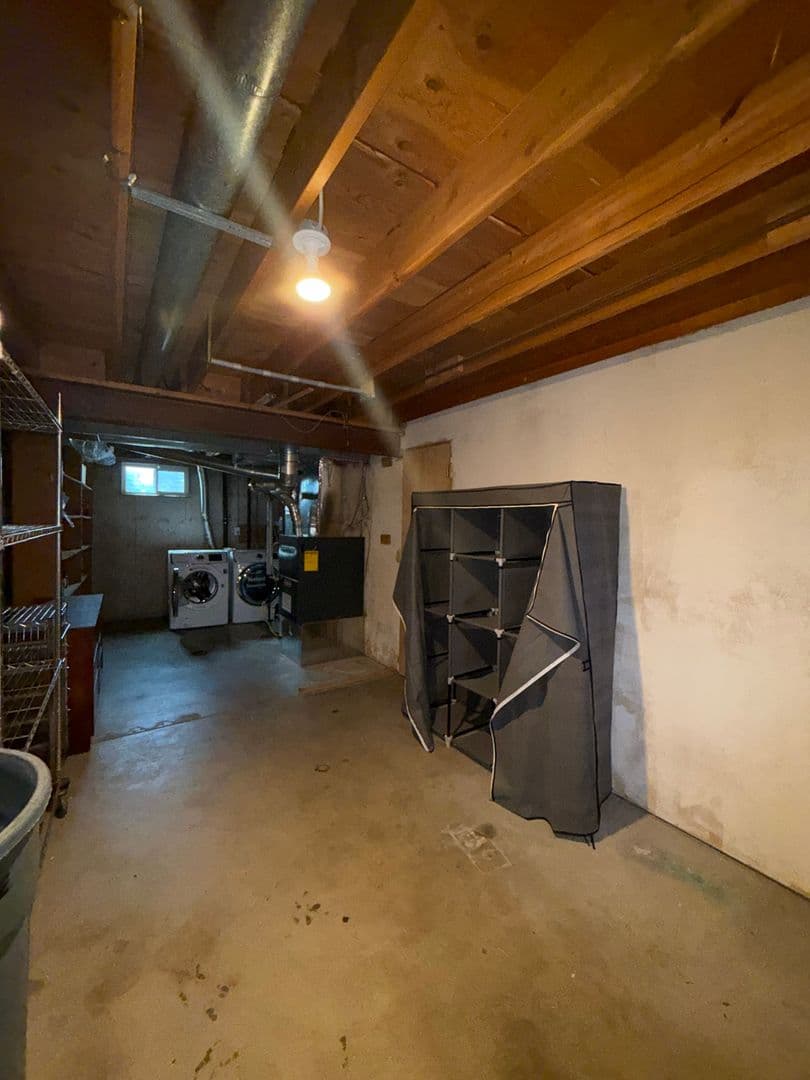 Aurora House: 16596 E Stanford Pl