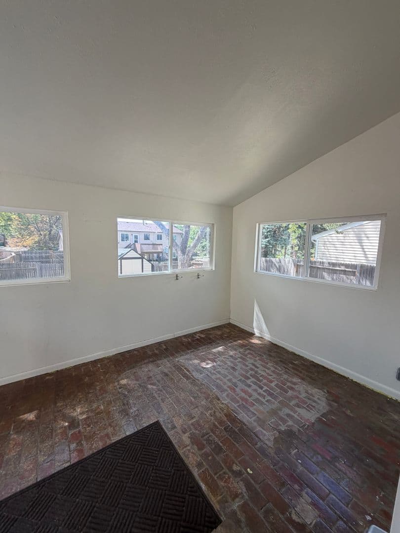 Aurora House: 16596 E Stanford Pl