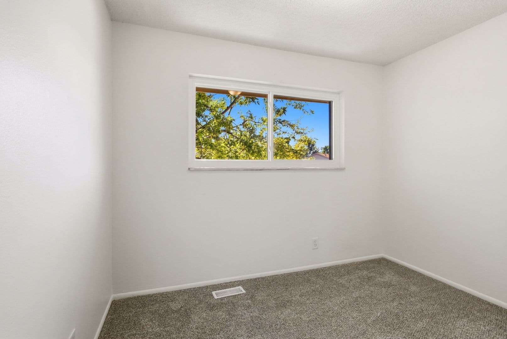 Aurora Townhome: 13004 E Kansas Pl