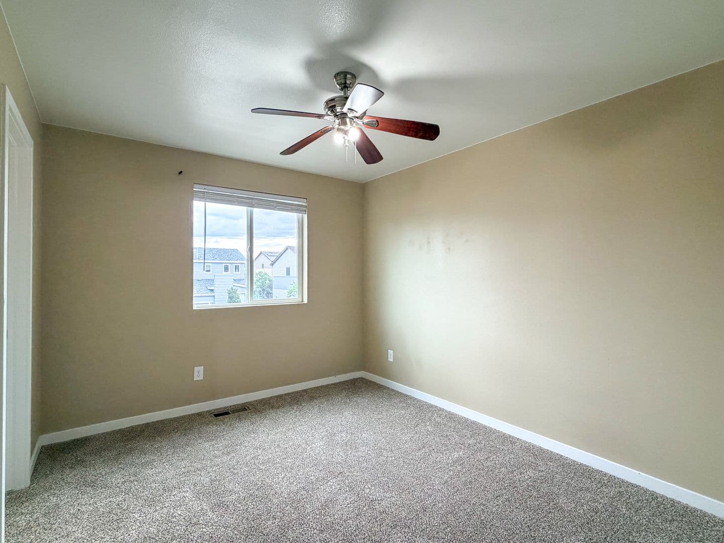 Commerce City House: 10029 Richfield St
